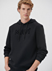 Mavi Kapüşon Yaka Siyah Erkek Sweatshırt M0610941-900_MAVİ BASKI SWEATSHIRT