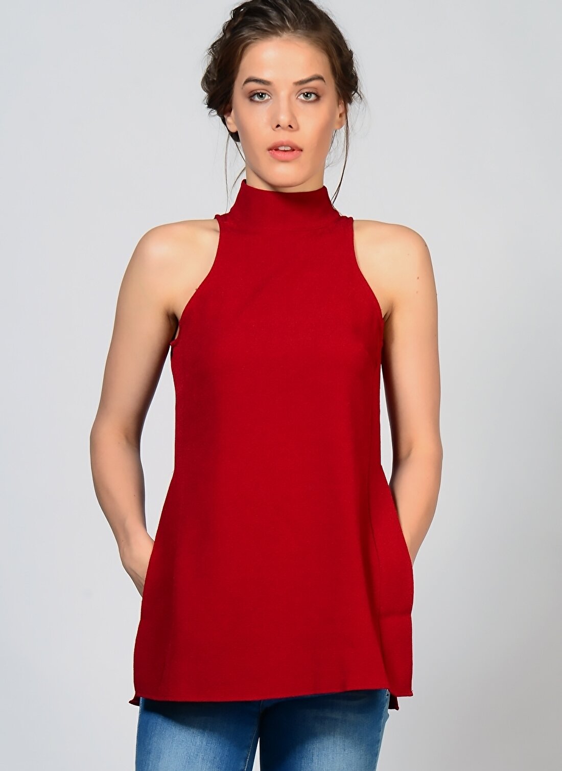 Fashion Union Boğazlı Yaka Kolsuz Yırtmaçlı Kırmızı Kadın Tunik
