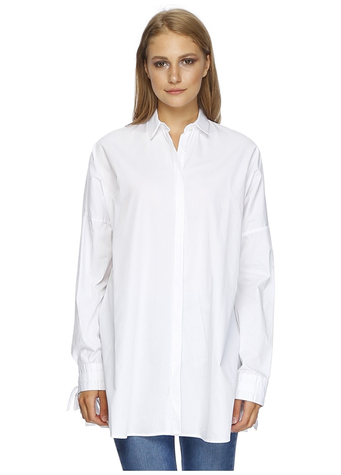 T-Box Beyaz Gömlek
