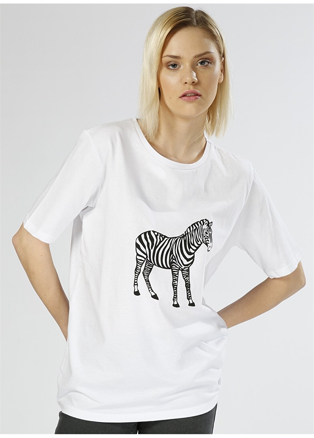 Ole Zebra Baskılı Beyaz T-Shirt