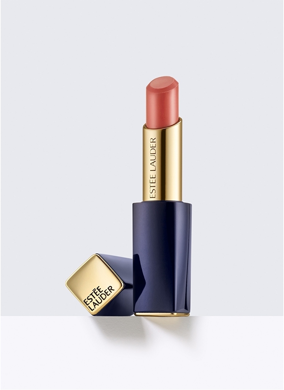 Estee Lauder Pure Color Envy Shine Lipstick 220 Suggestive