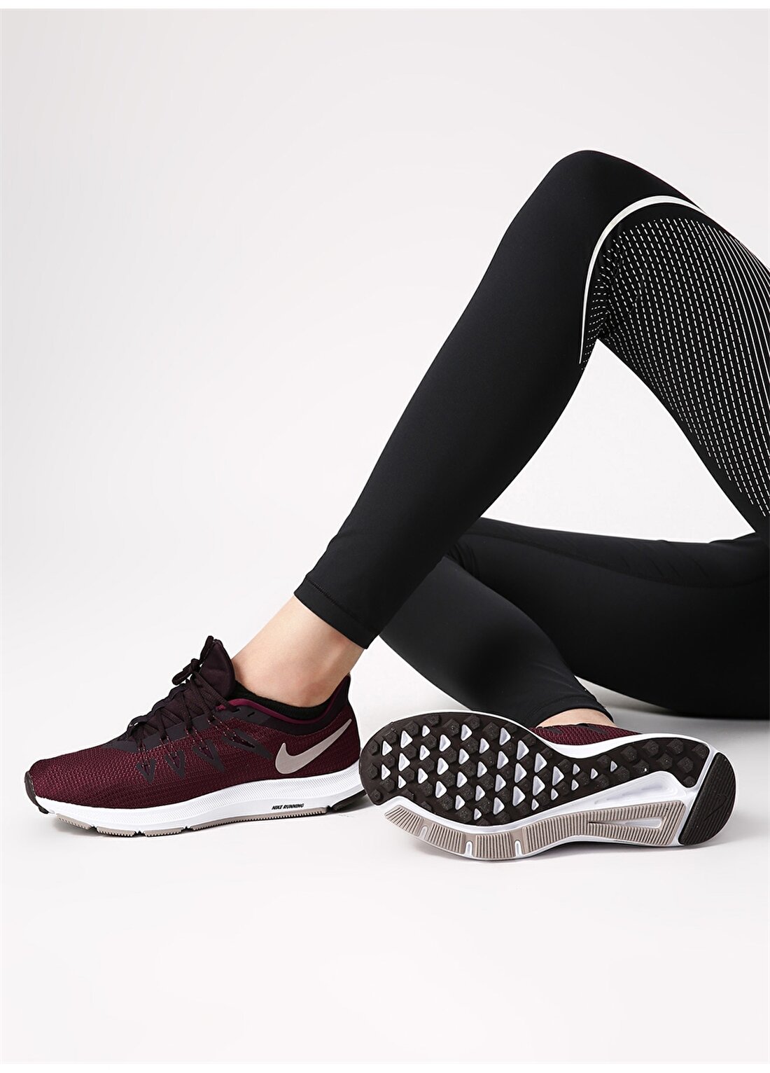 Nike Kırmızı - Pembe Kadın Koşu Ayakkabısı