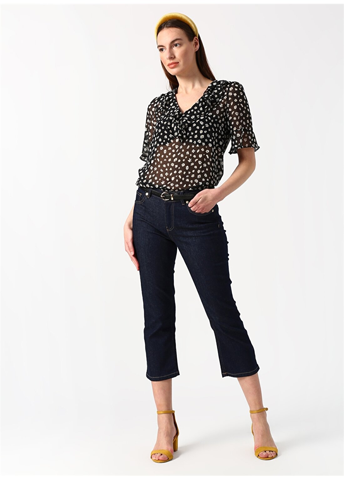 Beymen Studio 101360892 Siyah Kadın Çicek Desenli Bluz