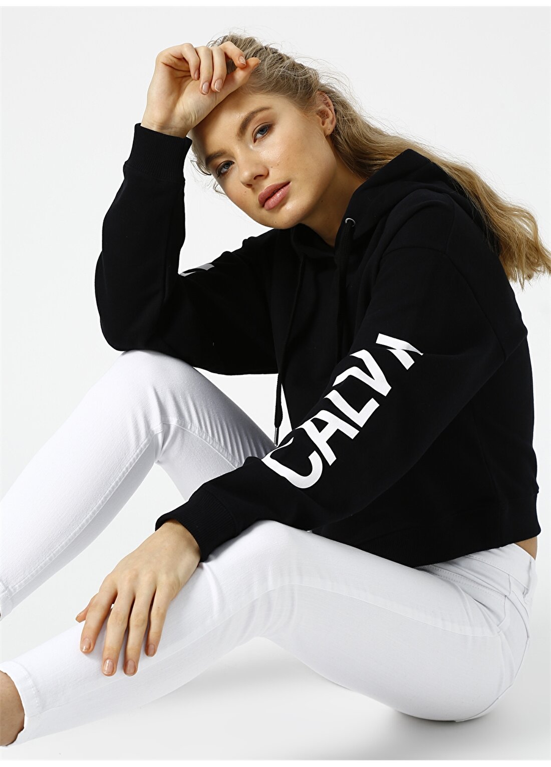 Calvin Klein Jeans Beyaz Kadın Sweatshirt CROPPED INSTITUTIO