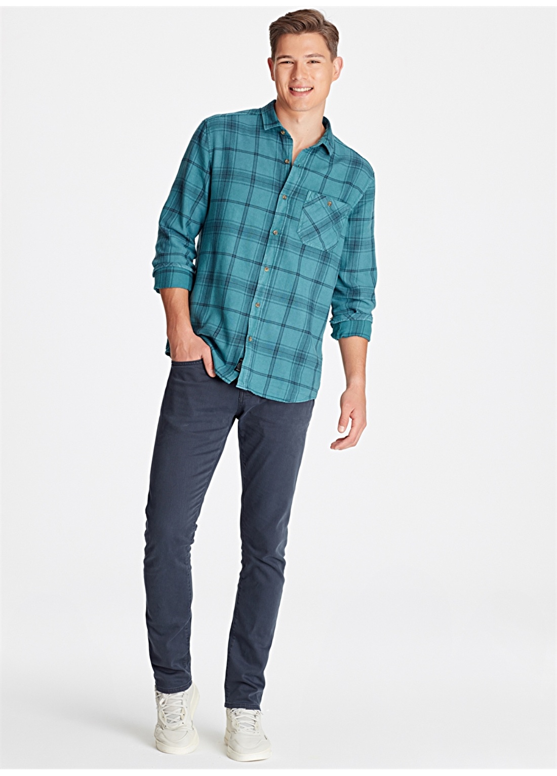 Mavi Jake Blue Washed Comfort Denim Pantolon