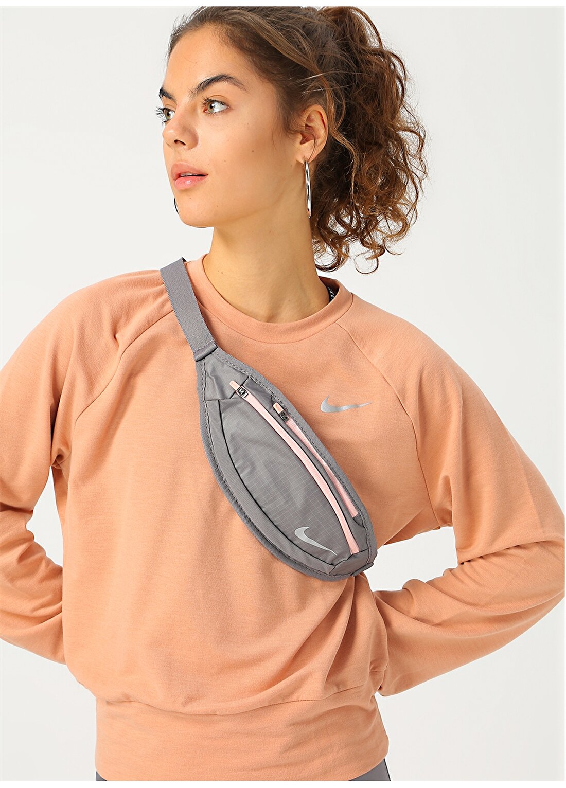 Nike Uzun Kollu Kadın Sweatshirt