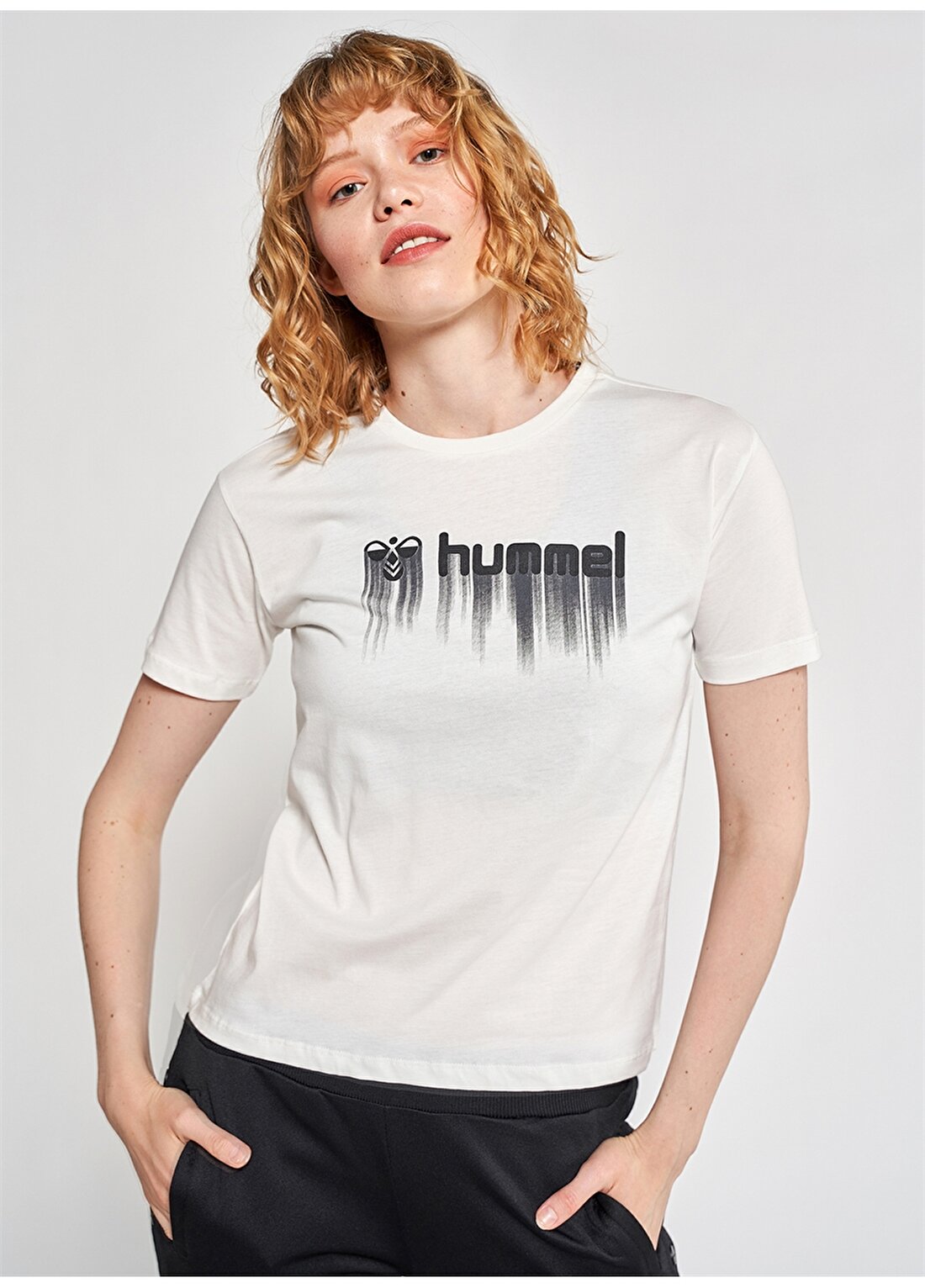 Hummel Beyaz Kadın T-Shirt