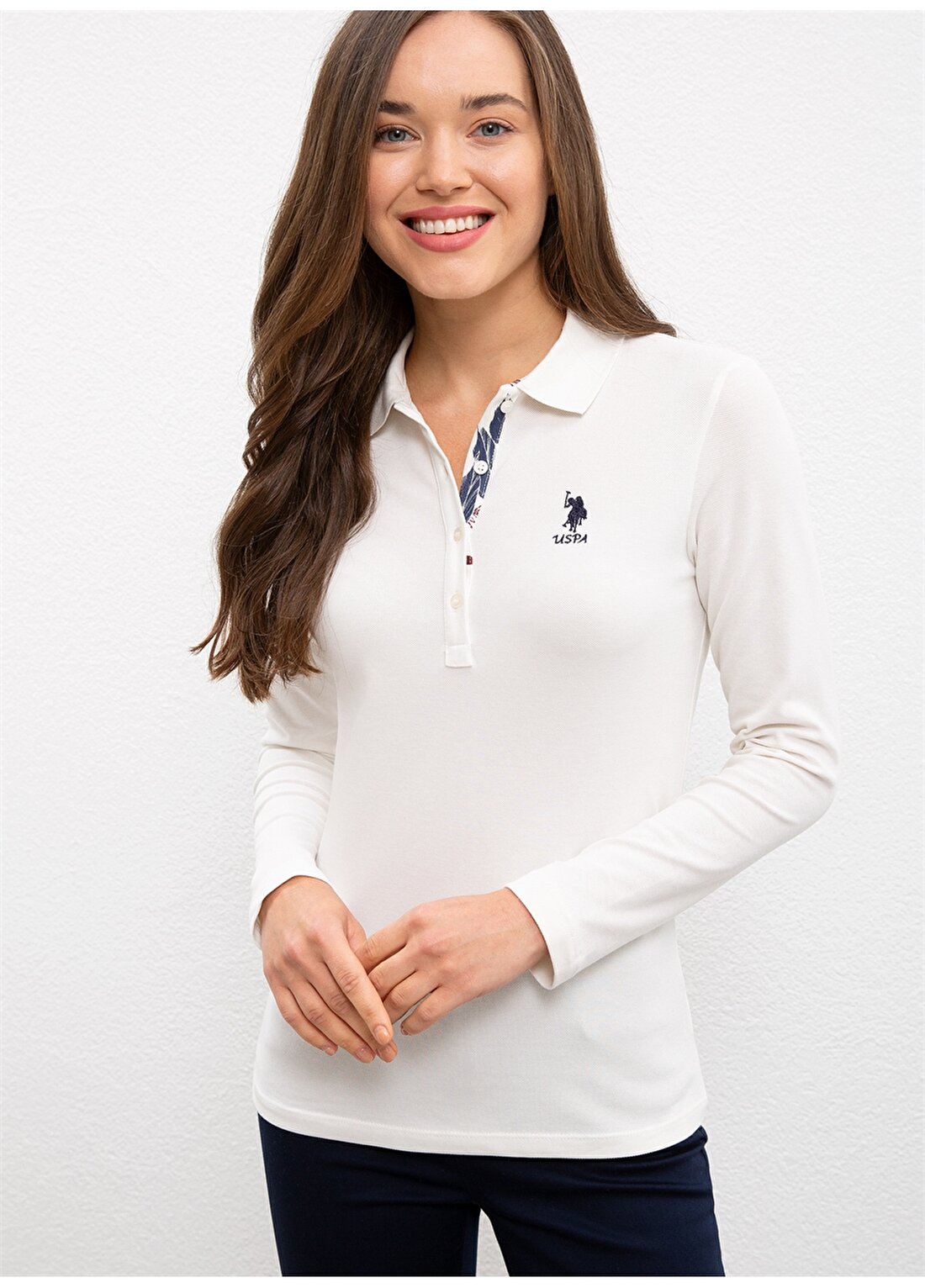 U.S. Polo Assn. Polo Yaka Slim Fit Düz Ekru Kadın Sweatshirt