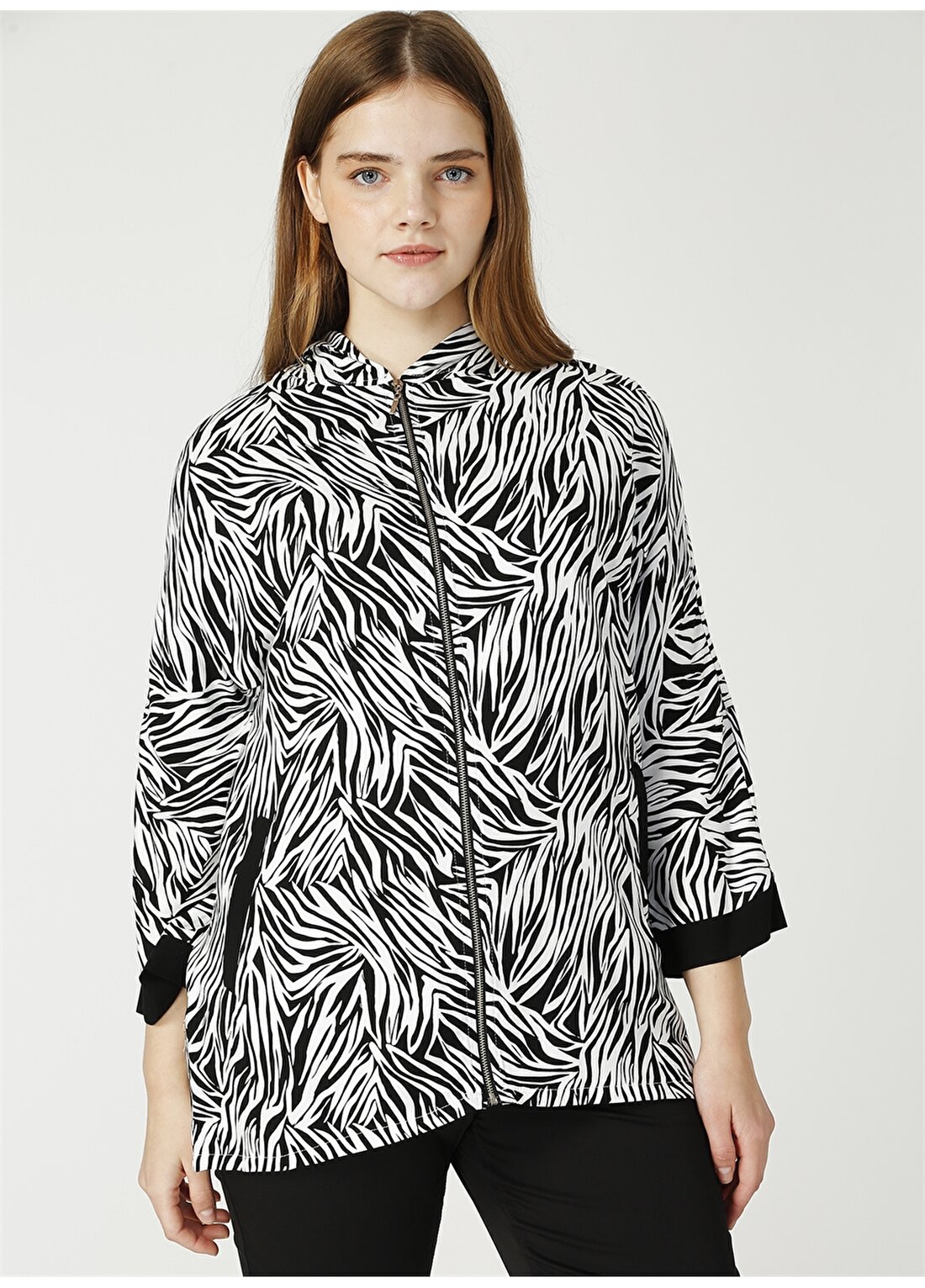 Selen Siyah Zebra Desenli Ceket