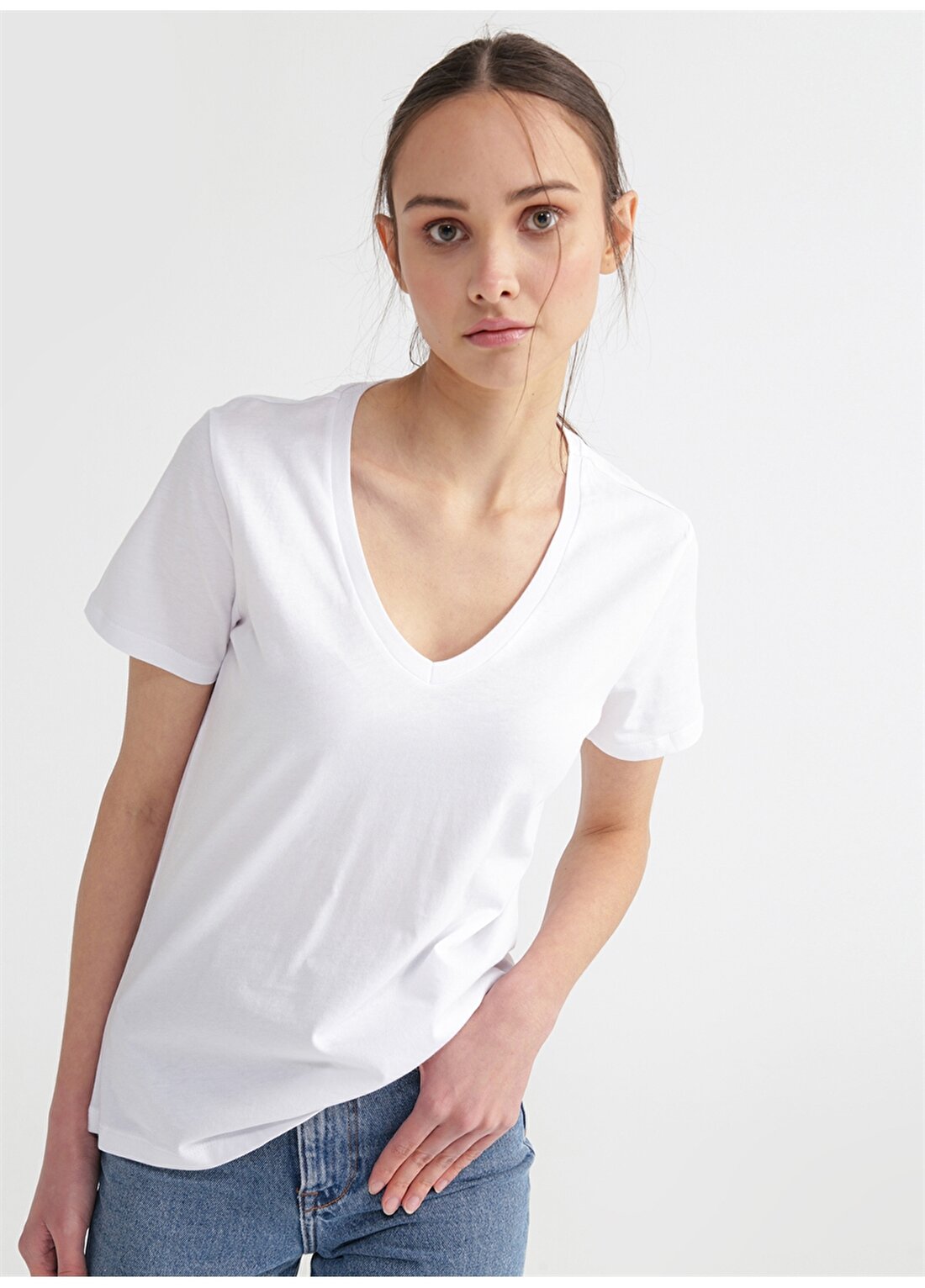 Fabrika Teyo Beyaz V Yaka Kadın T-Shirt