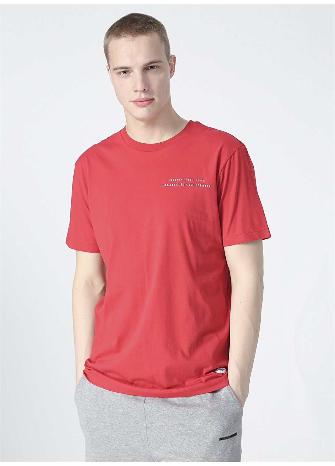 Skechers S211567-600 Graphic Tee M Crew Neck O Yaka Loose Fit Düz Kırmızı Erkek T-Shirt