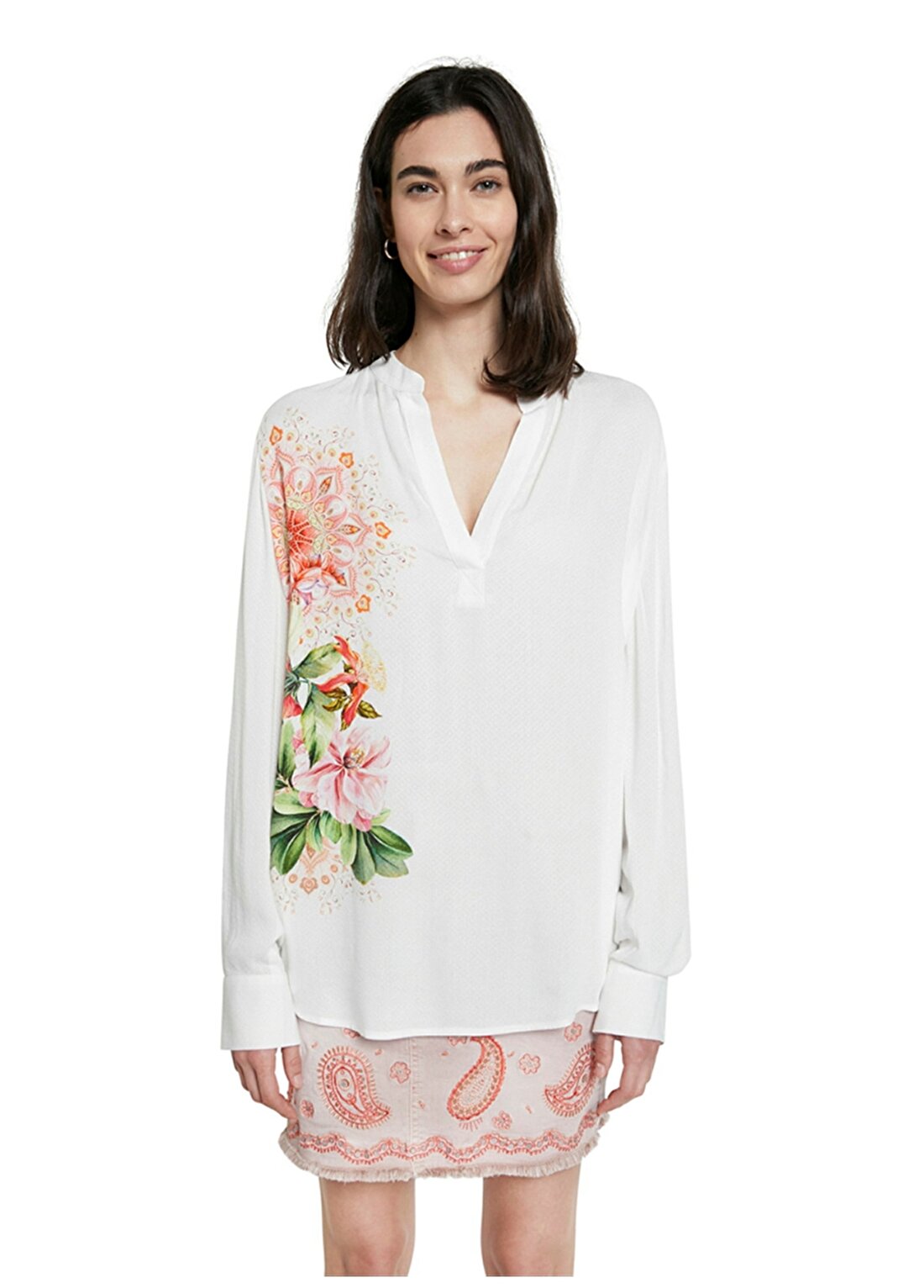 Desigual Çiçek Desenli V Yaka Beyaz Bluz