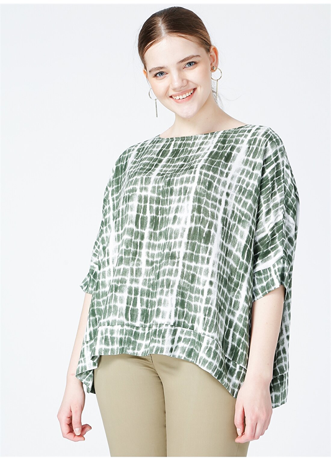 Selen Kadın Yeşil Desenli Bluz