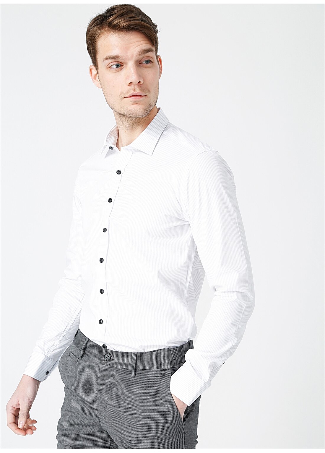 Beymen Business 4B2021200018 Slim Flit Klasik Yaka Çizgili Beyaz Erkek Gömlek