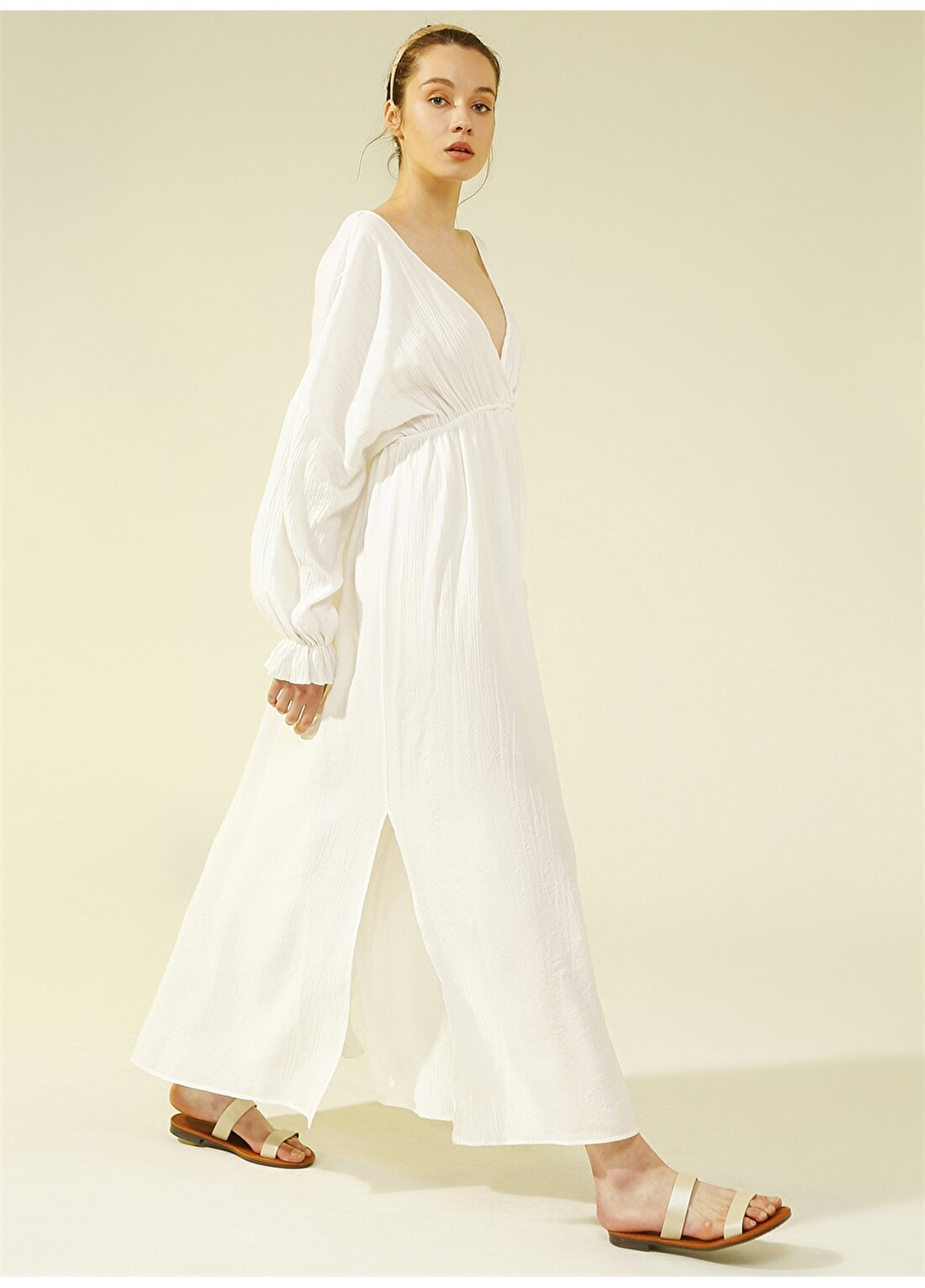 Ezomola V Yaka Düz Beyaz Kadın Elbise
