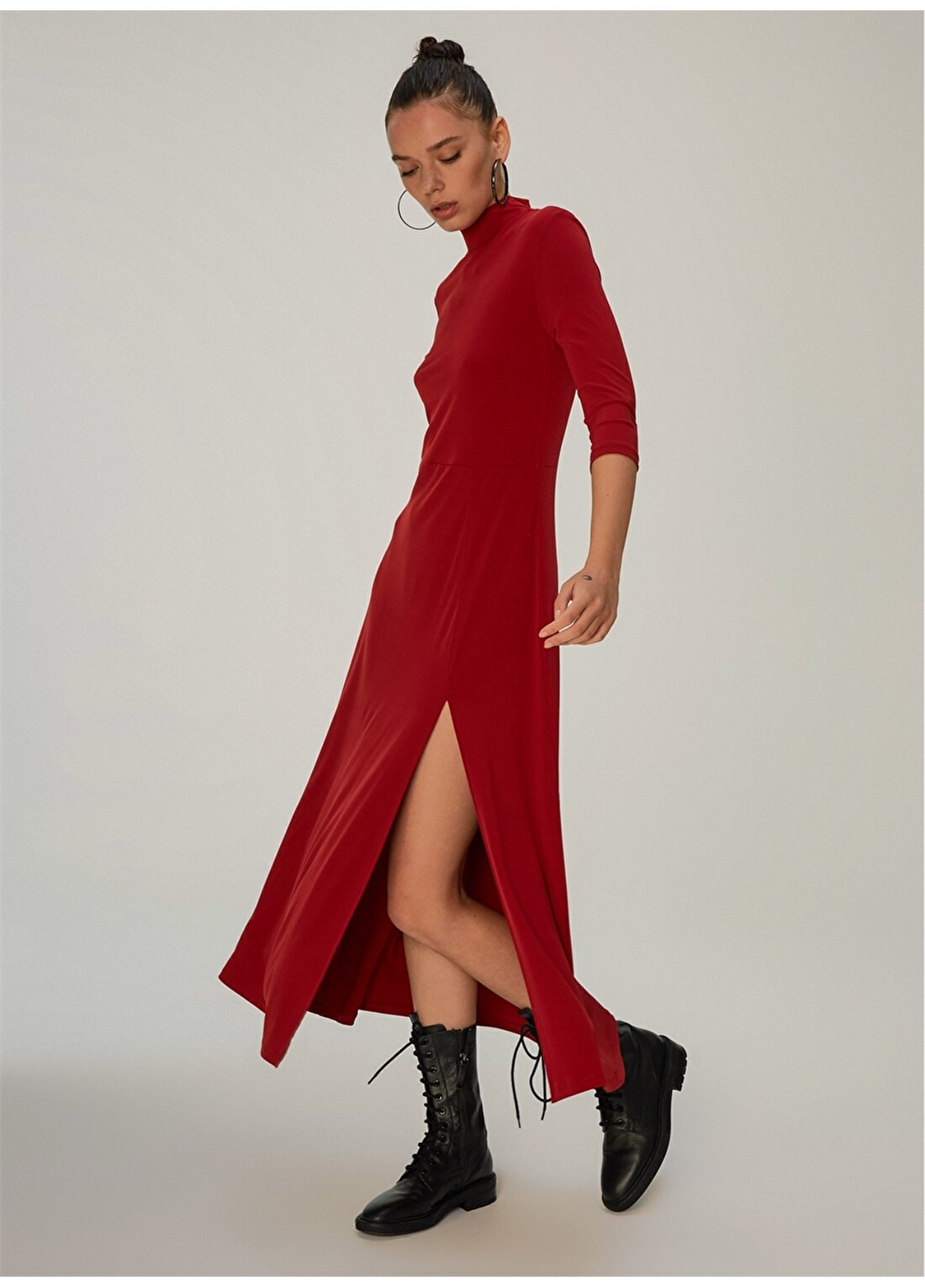 Ng Style Yırtmaçlı Boyunlu Kırmızı Kadın Elbise