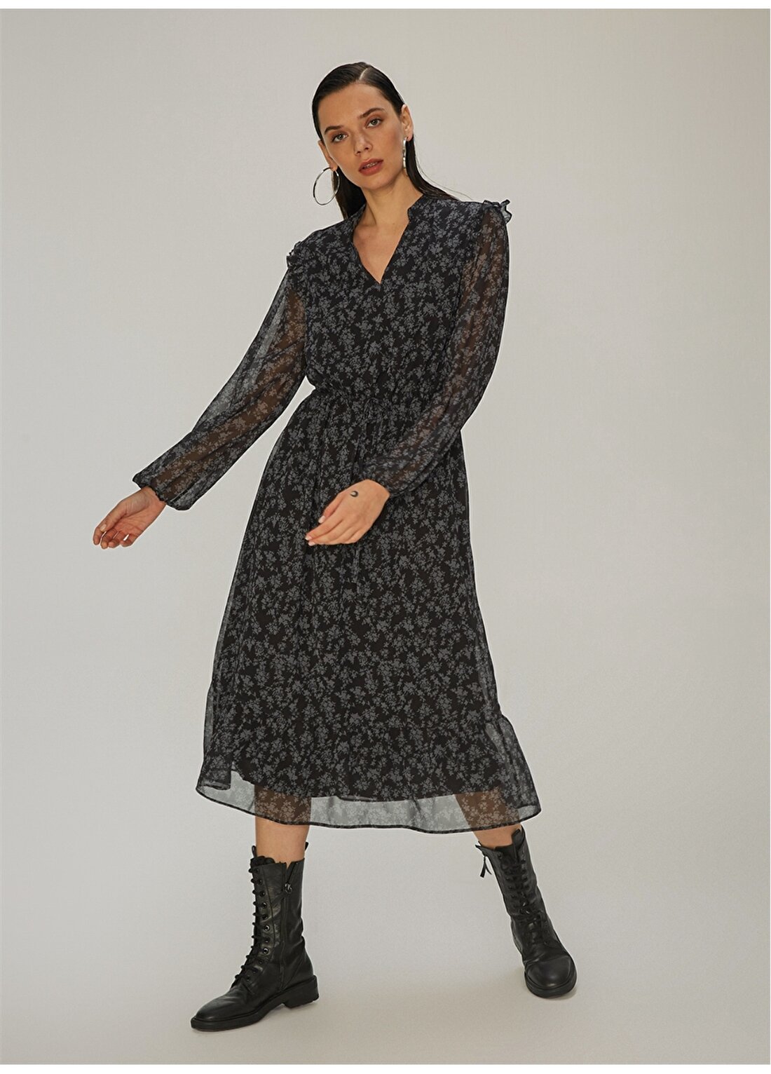 Ng Style Uzun Kollu Fırfır Detaylı Bağcık Detaylı Desenli Midi Siyah Kadın Elbise