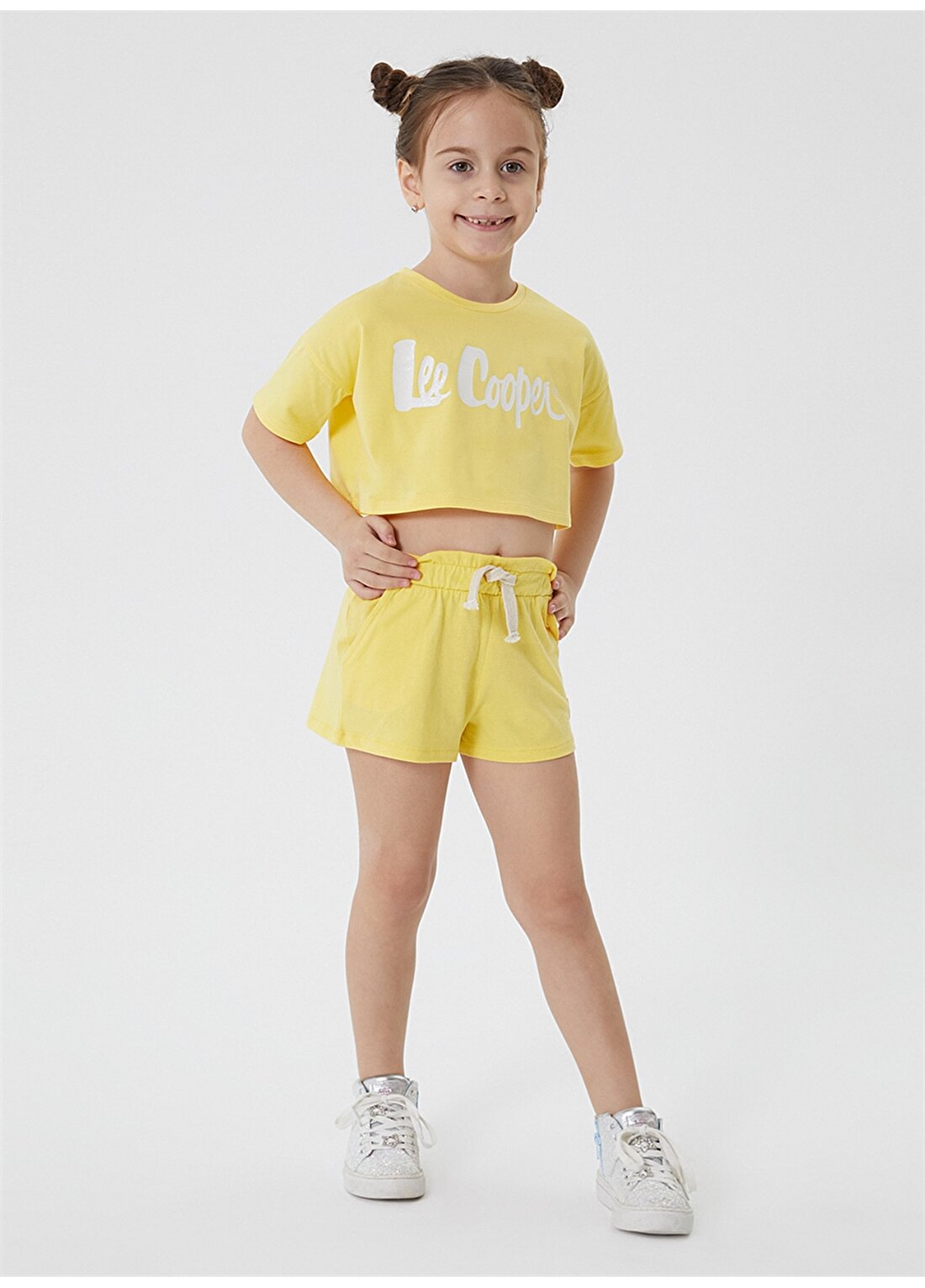 Lee Cooper Baskılı Bisiklet Yaka Crop Kısa Kol Sarı Kız Çocuk T-Shirt