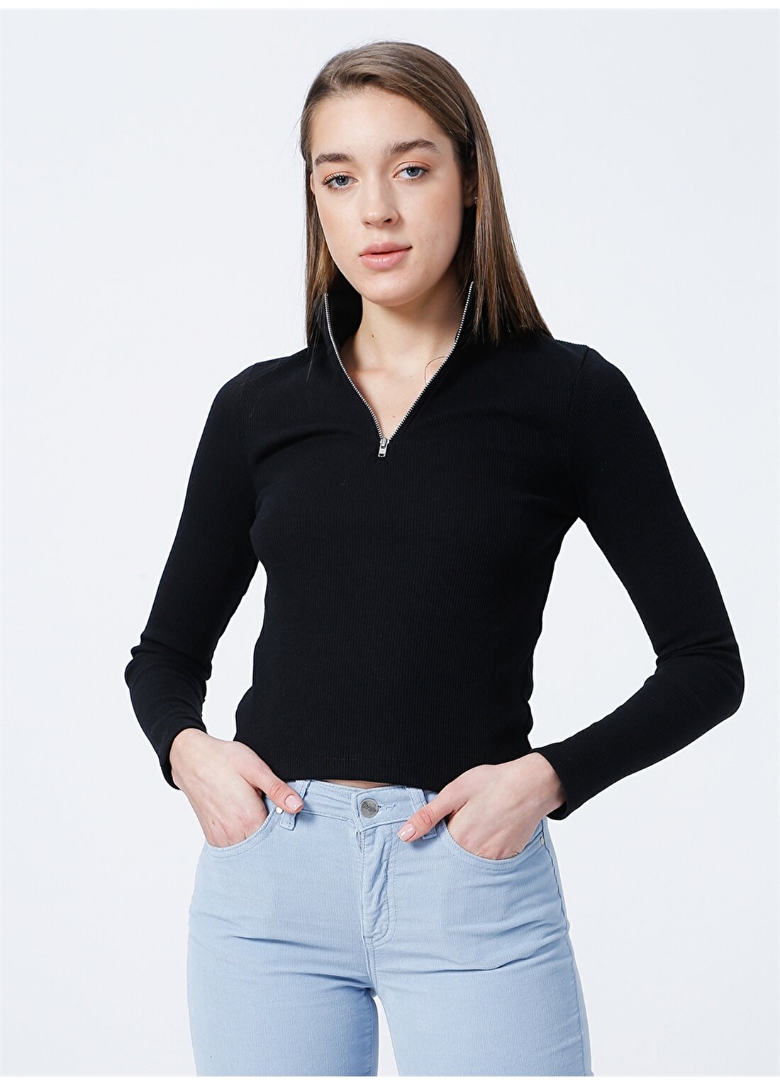 Mavi 1610000-900 Fermuarlı Uzun Kollu Normal Kalıp Siyah Kadın T-Shirt