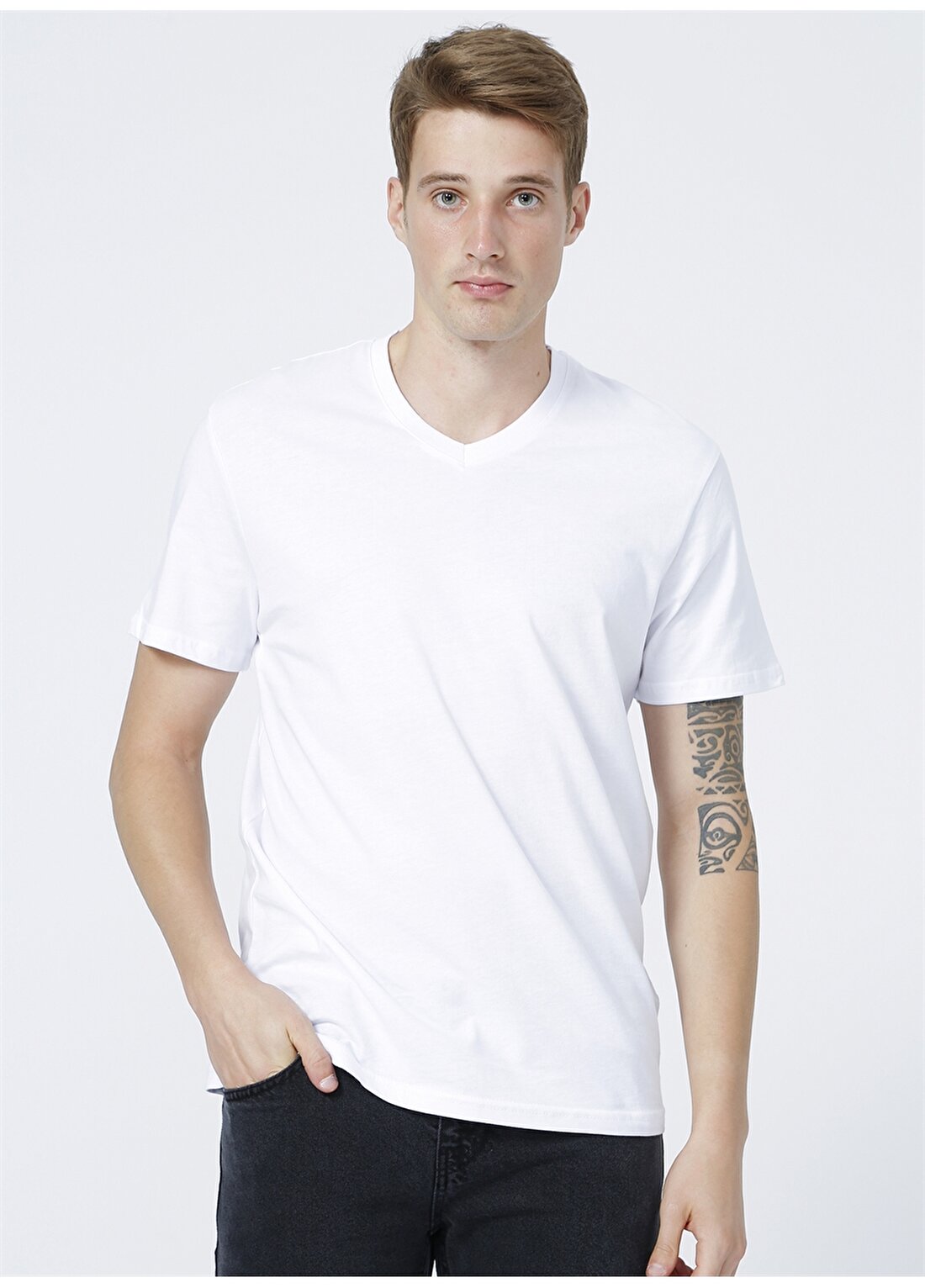 Only & Sons V Yaka Düz Koyu Beyaz Erkek T-Shirt