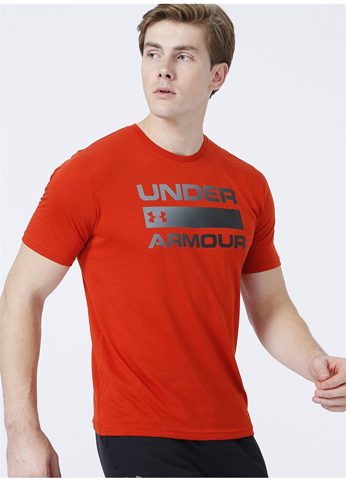 Under Armour 1329582-Ua Team Issue Wordmark Ss Bisiklet Yaka Loose Fit Kırmızıerkek T-Shirt
