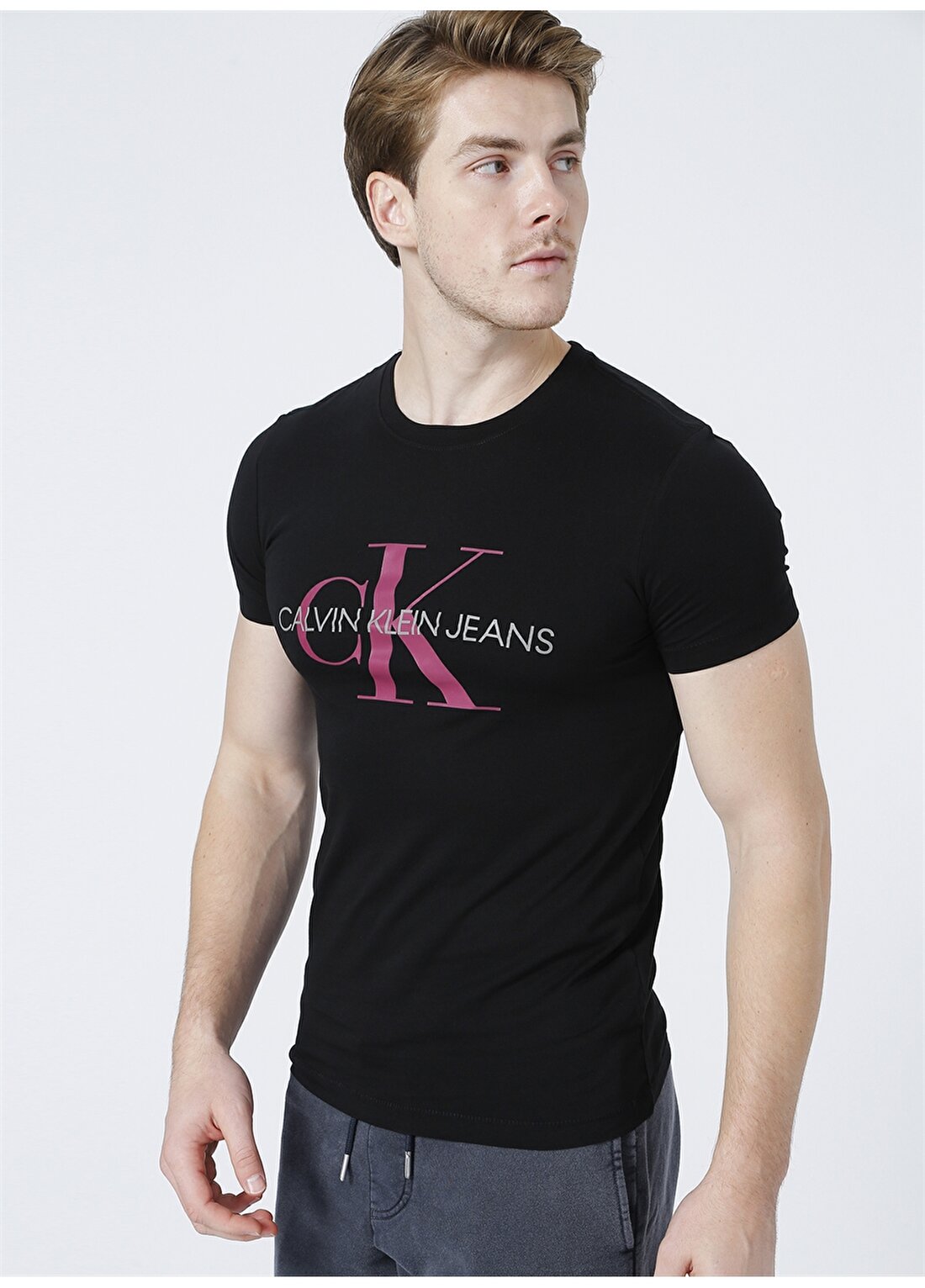 Calvin Klein Jeans Siyah Erkek Bisiklet Yaka Baskılı T-Shirt J30J3170650GO_SEASONAL MONOGRAM TEE