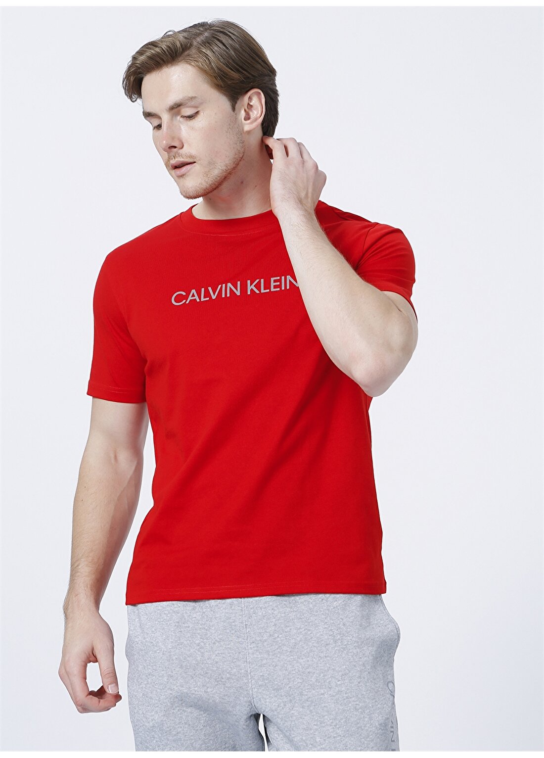 Calvin Klein 00GMF1K107PW - S/S Yuvarlak Yaka Regular Fit Düz Kırmızı Erkek T-Shirt