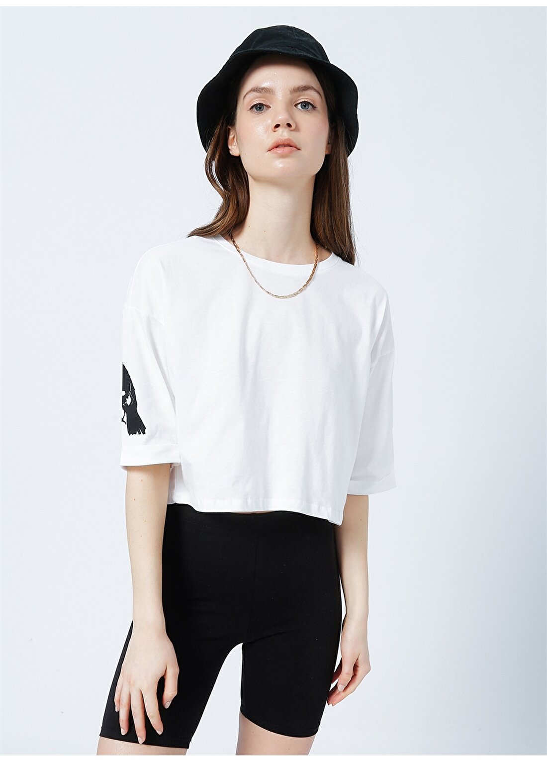 Black On Black K-Yatomi Bisiklet Yaka Crop Baskılı Beyaz Kadın T-Shirt