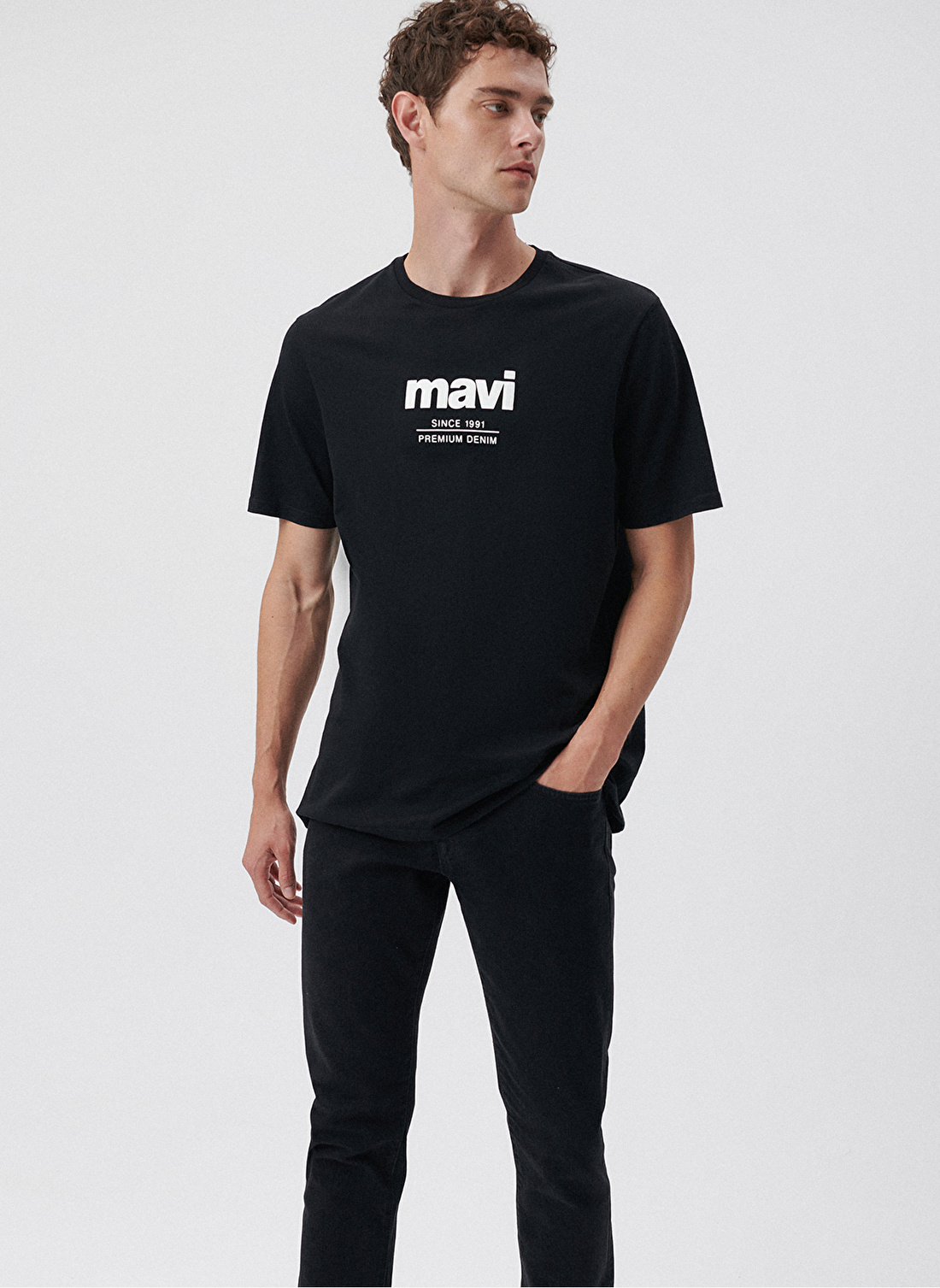 Mavi Bisiklet Yaka Baskılı Siyah Erkek T-Shirt M066849-900_SINCE 1991 TİŞÖRT