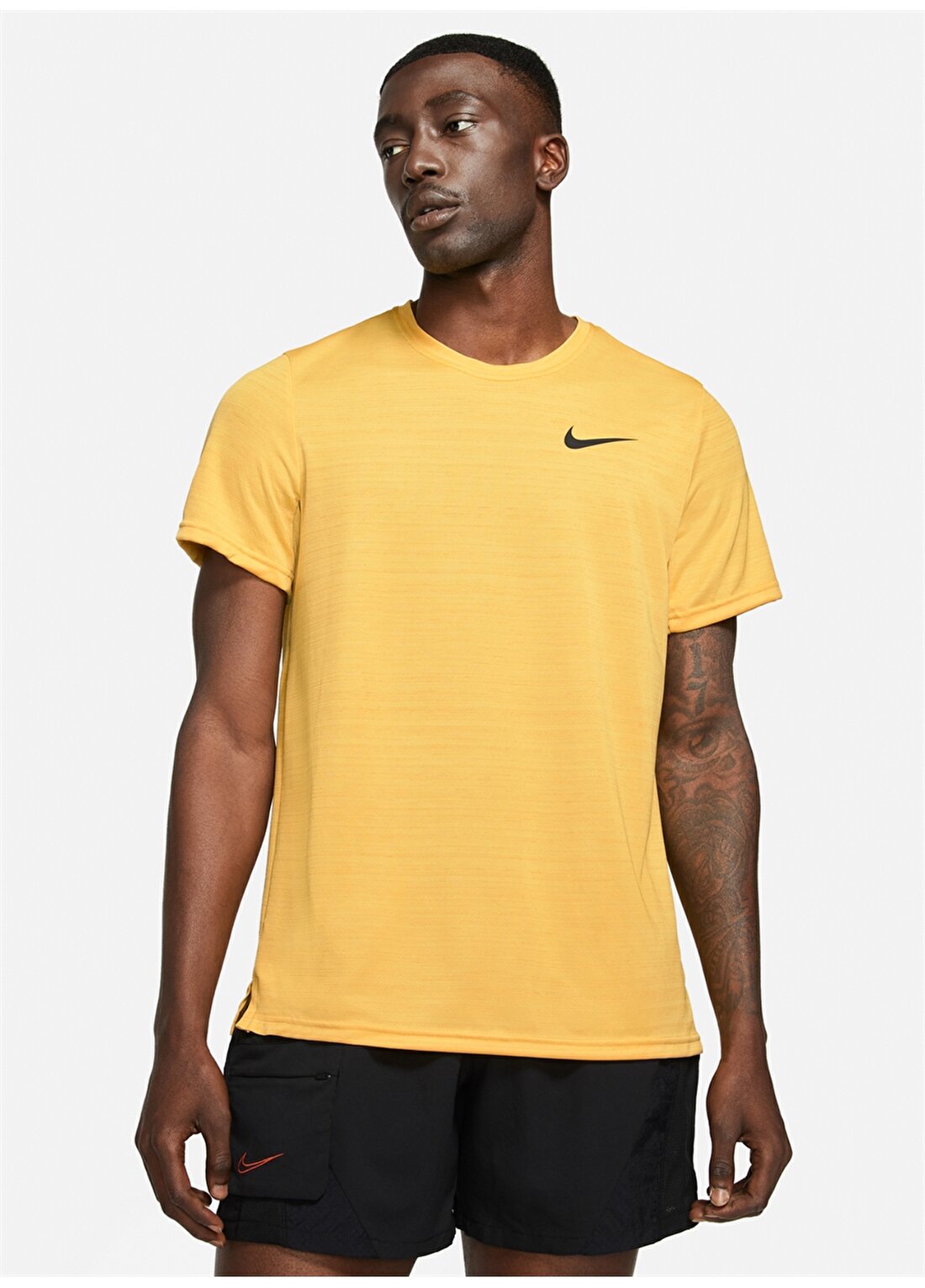 Nike Bisiklet Yaka Normal Kalıp Düz Sarı Erkek T-Shirt - CZ1219-761 Nike Dri-Fit Superset