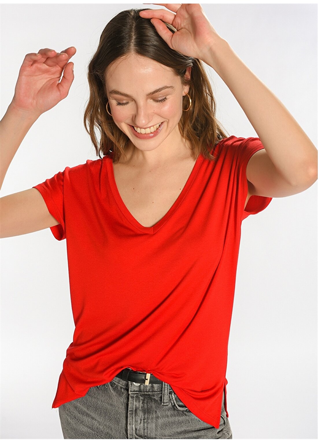 People By Fabrika PFKSS22TS0006 V Yaka Regular Fit Düz Kırmızı Kadın T-Shirt