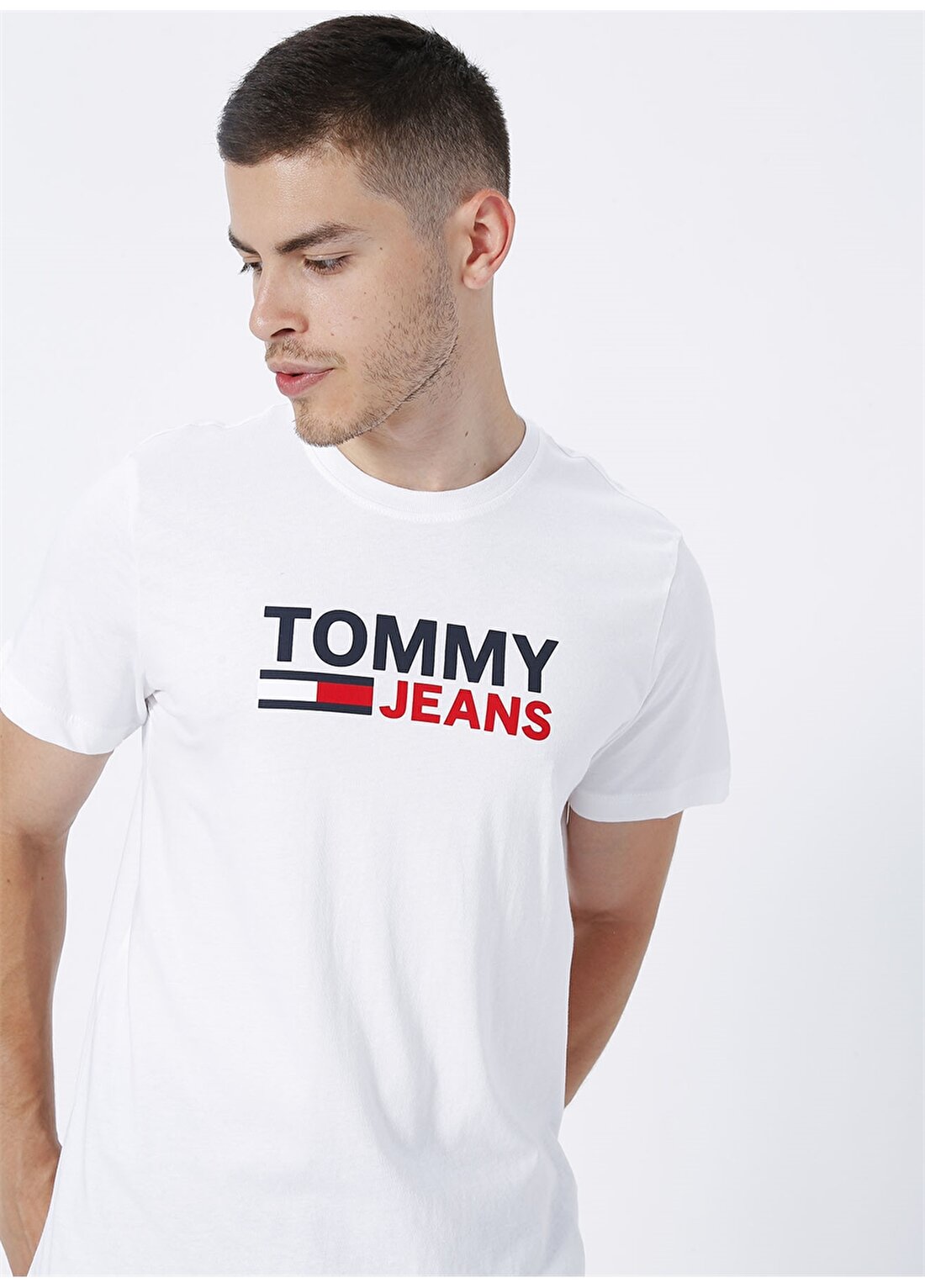 Tommy Jeans Bisiklet Yaka Baskılı Beyaz Erkek T-Shirt DM0DM15379-YBR_TJM CORP LOGO TEE