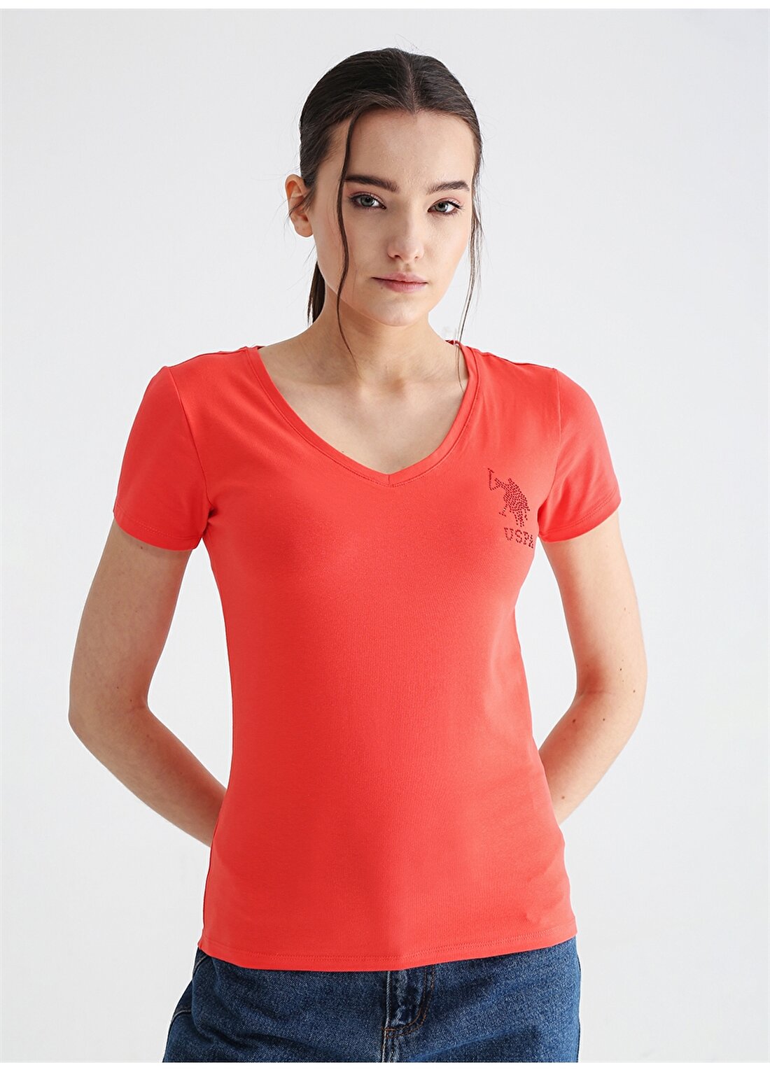 U.S. Polo Assn. V Yaka Düz Kırmızı Kadın T-Shirt TV0123