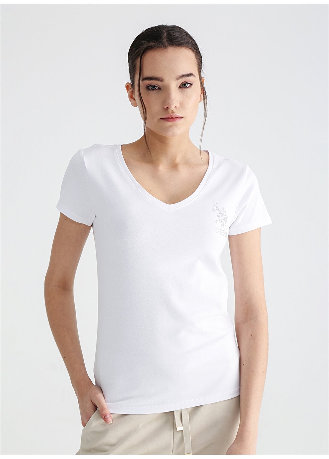 U.S. Polo Assn. V Yaka Düz Beyaz Kadın T-Shirt TV0123