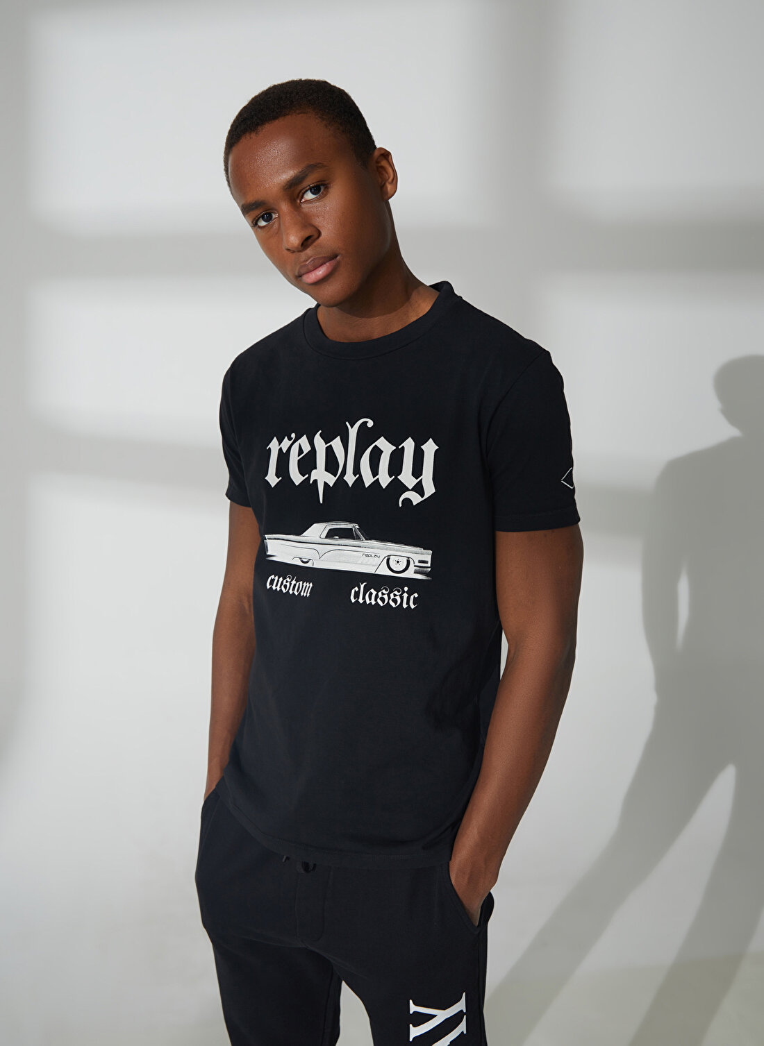 Replay Bisiklet Yaka Düz Siyah Erkek T-Shirt M648000022662G T-Shirts REGULAR