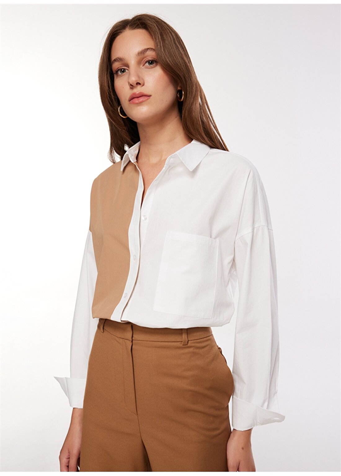 Fabrika Comfort Basic Gömlek Yaka Baskılı Beyaz - Bej Kadın Gömlek FC3WL-GML16
