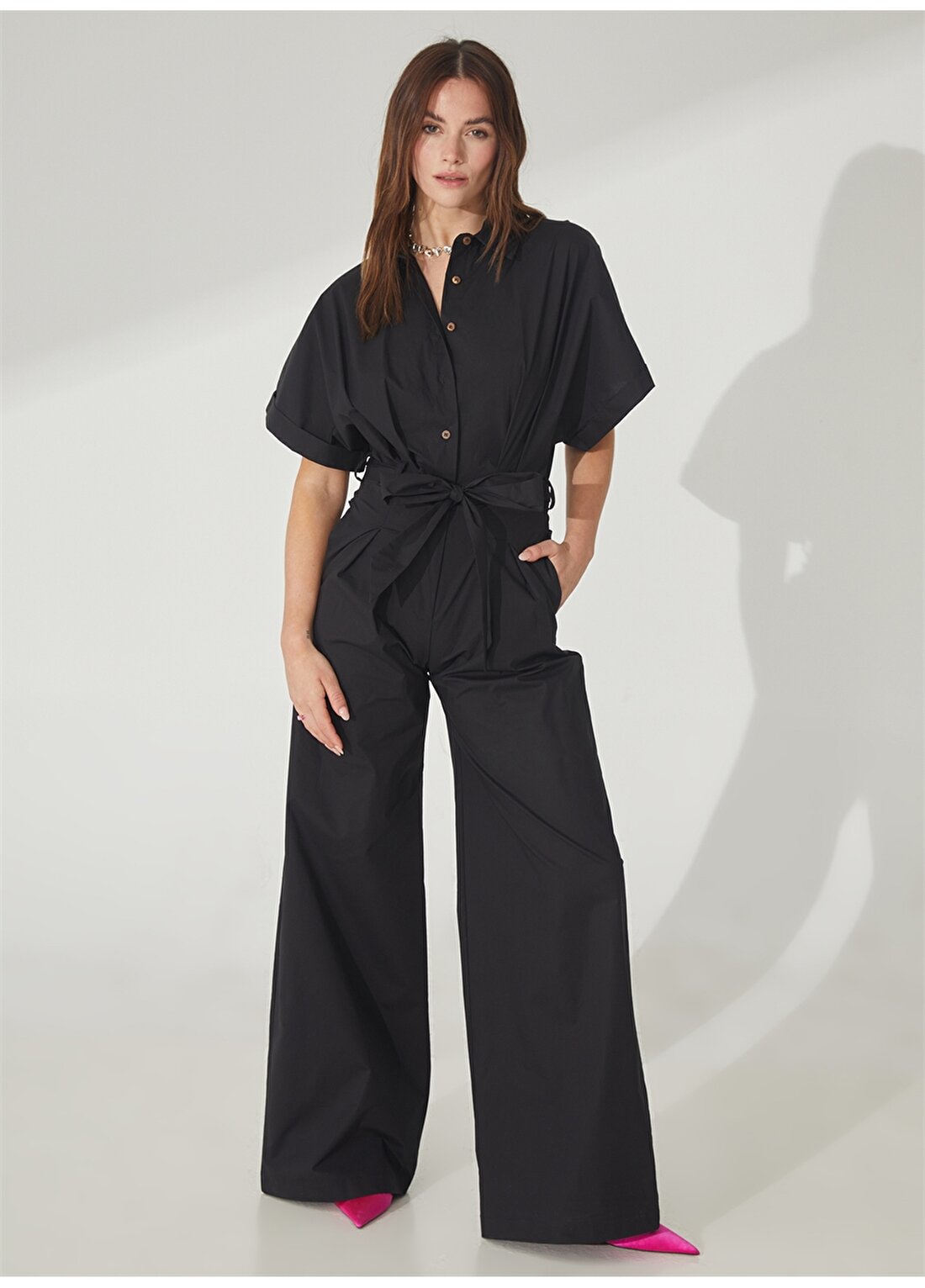 Akep Kalp Yaka Düz Siyah Diz Altı Kadın Elbise VSKD01134