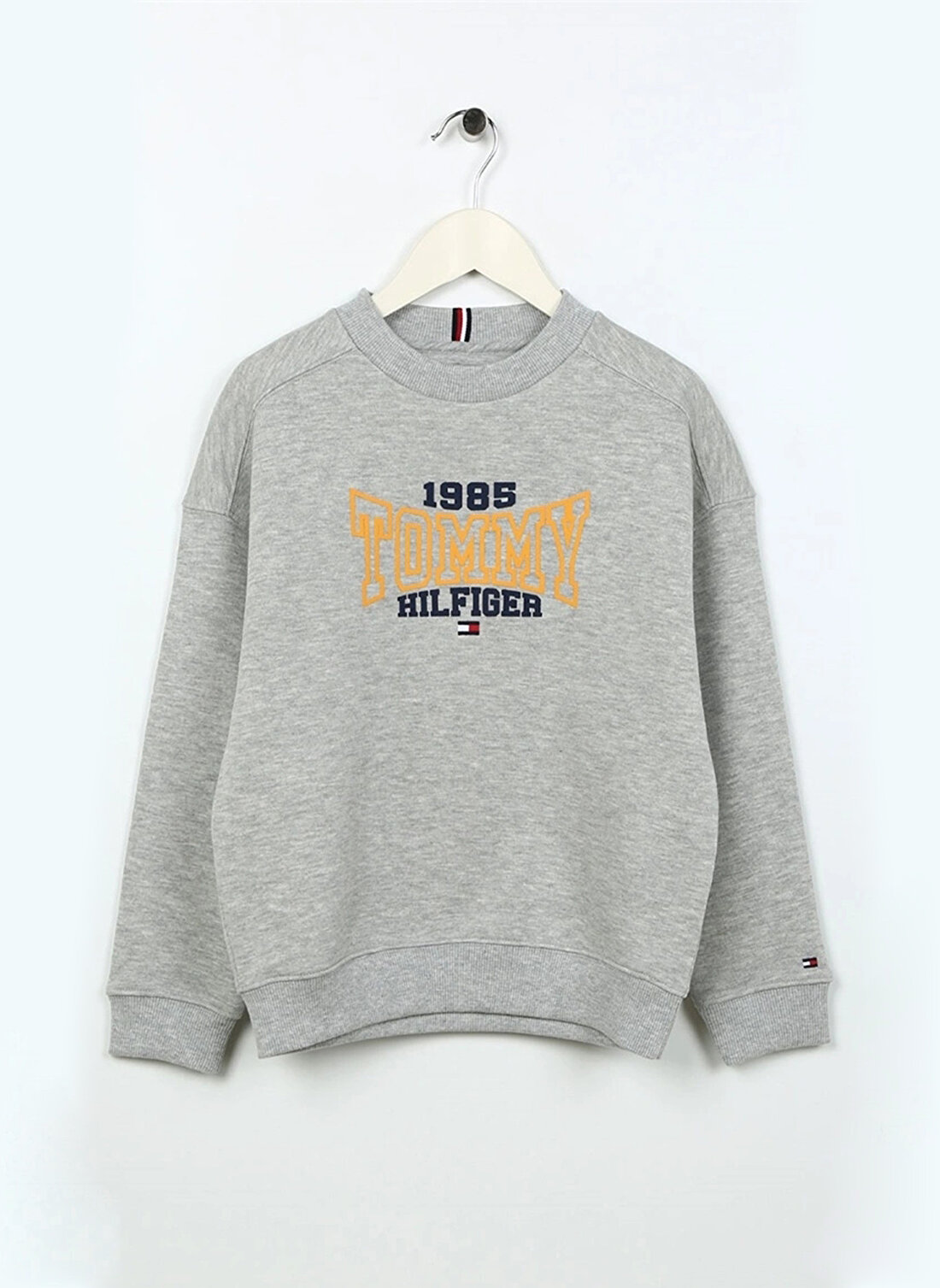 Tommy Hilfiger Gri Erkek Çocuk Bisiklet Yaka Uzun Kollu Sweatshirt KB0KB08301    