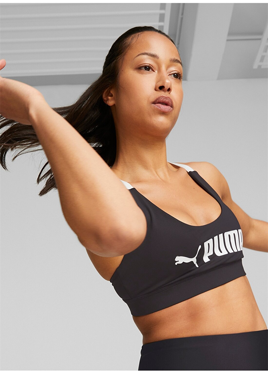 Puma Siyah Kadın U Yaka Baskılı Sporcu Sütyeni 52219201-Mid Impact Puma Fit Bra