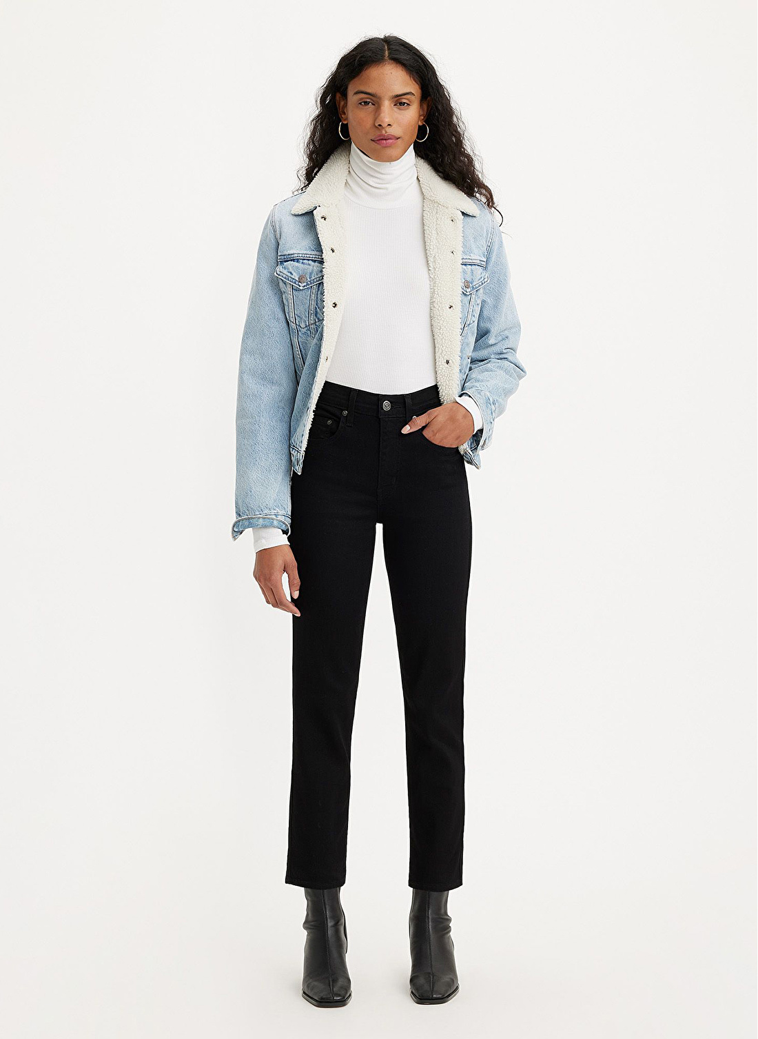 Levis 724 HIRISE STRAIGHT CROP SOFT BLACK  Siyah Kadın Yüksek Belli Straight Denim Pantolon 