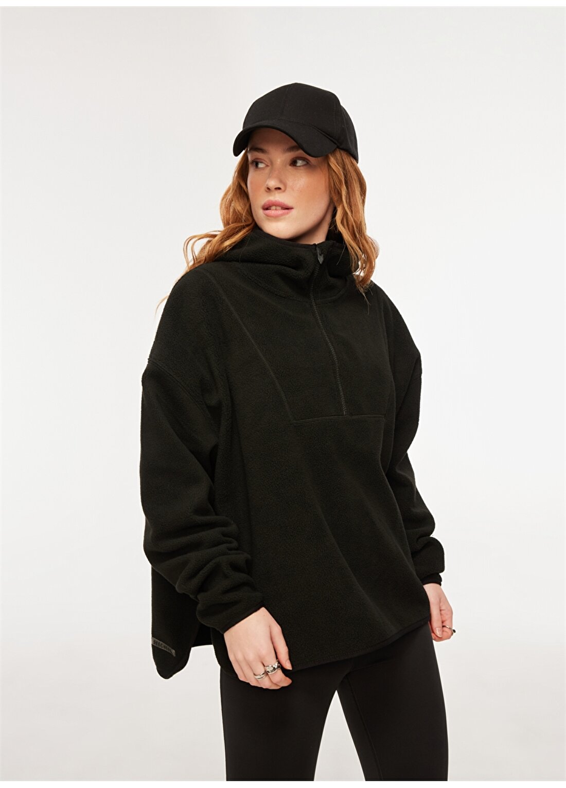 Skechers Siyah Kadın Fermuarlı Regular Fit Sweatshirt 001W Outdoor Fleece Half Zip Sherpa