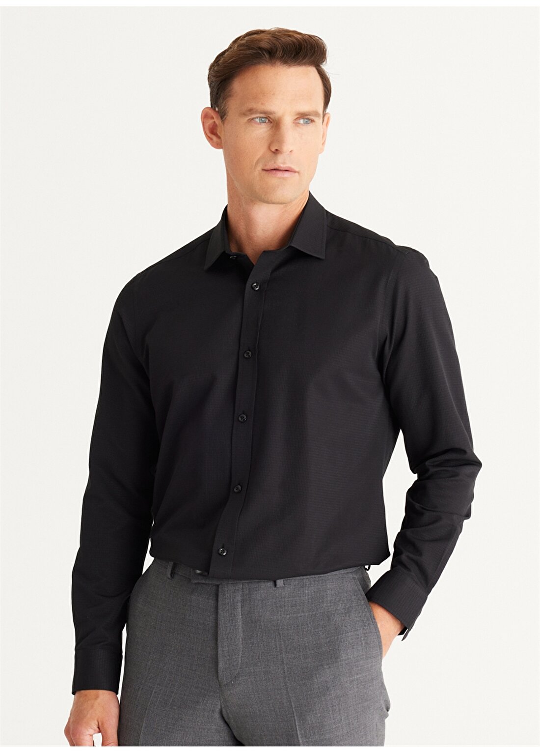 Altınyıldız Classics Slim Fit Klasik Yaka Siyah Erkek Gömlek 4A2024100012