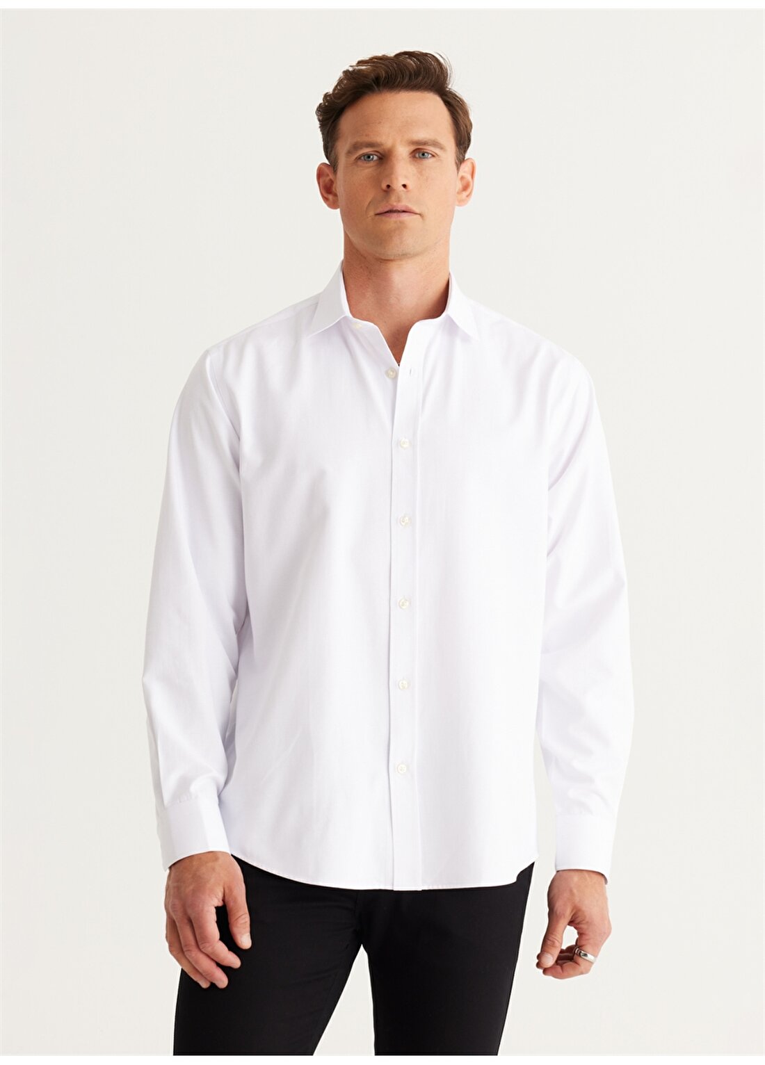 Altınyıldız Classics Comfort Fit Klasik Yaka Beyaz Erkek Gömlek 4A2024100002