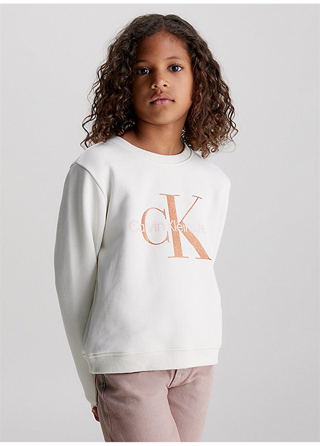 Calvin Klein Beyaz Kız Çocuk Bisiklet Yaka Baskılı Sweatshirt IG0IG02207YBI