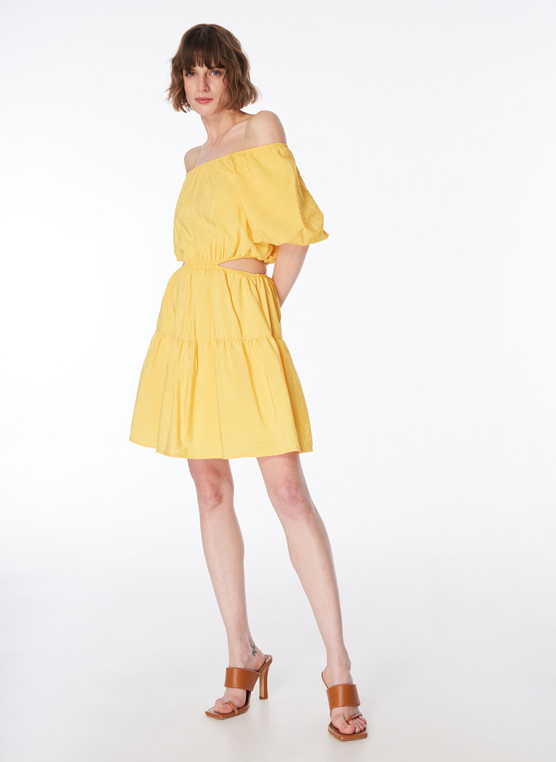 Fabrika Straplez Yaka Düz Sarı Diz Üstü Kadın Elbise F4SL-ELB0832