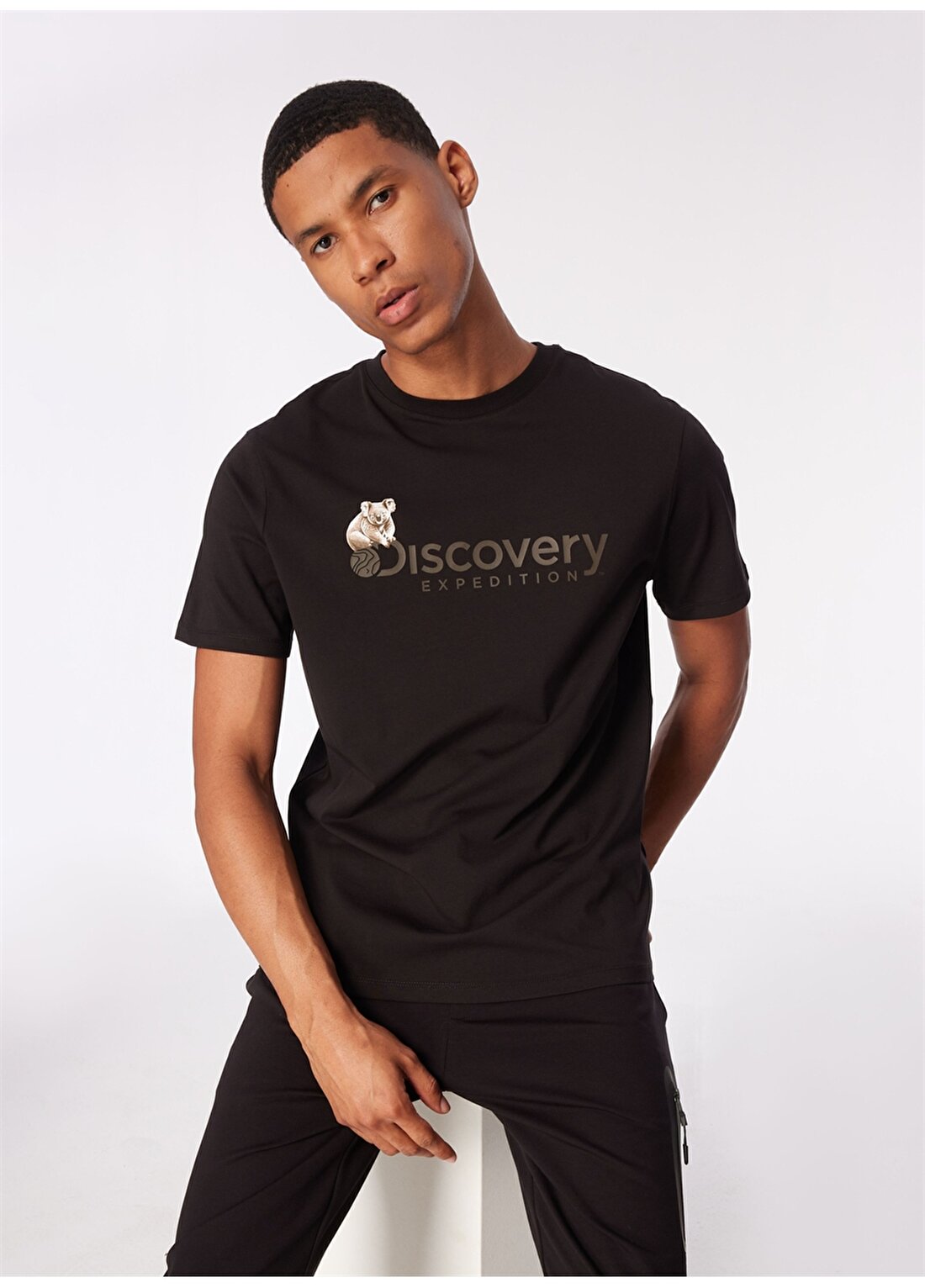 Discovery Expedition Siyah Erkek T-Shirt D4SM-TST3302