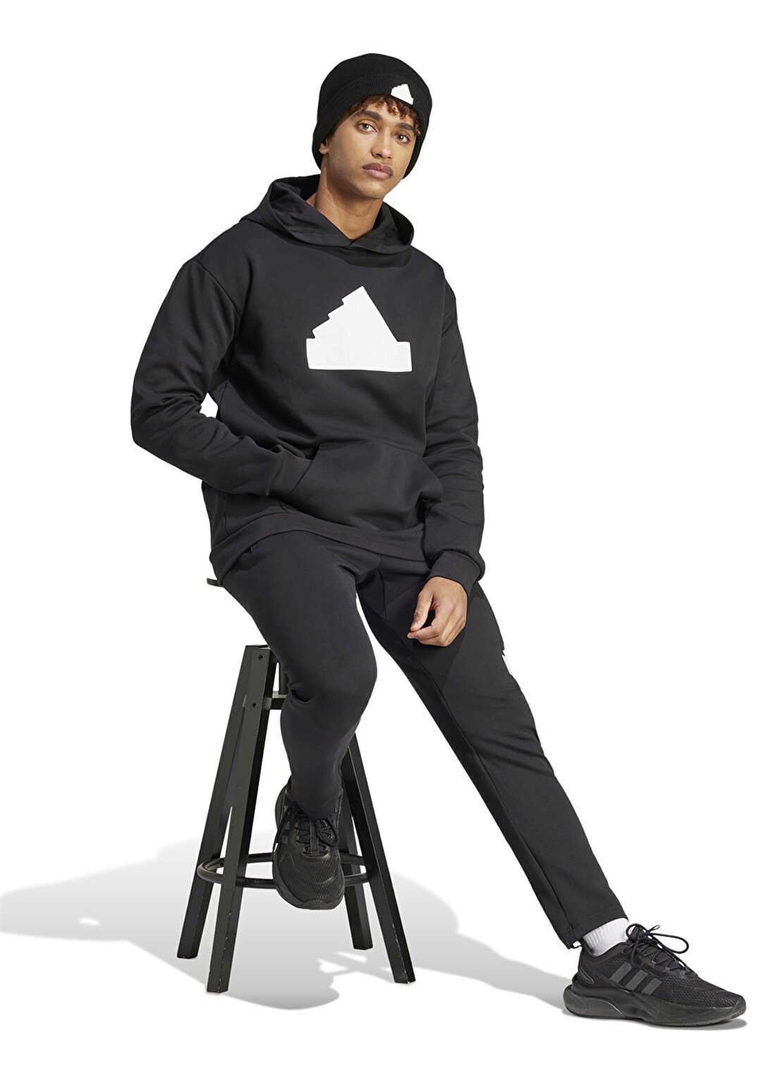 Adidas Siyah Erkek Kapüşon Yaka Sweatshirt IR9181 M