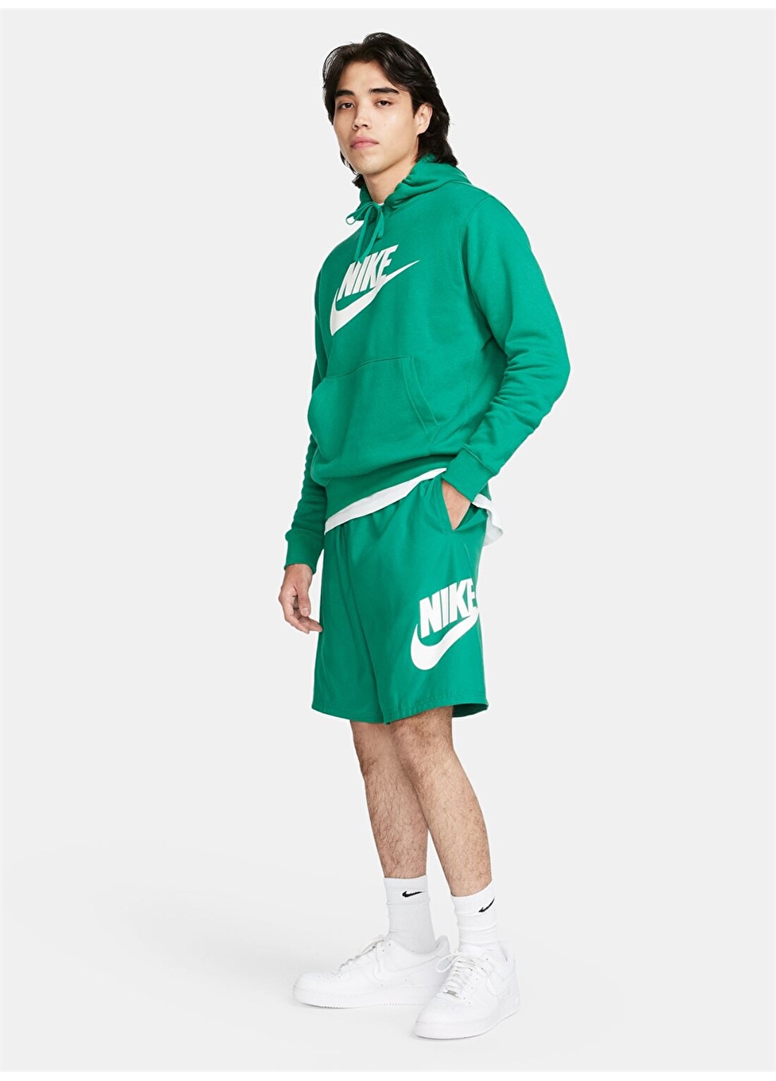 Nike Yeşil Lastikli Bel Erkek Şort FN3303-365-M NK CLUB SHORT WVN