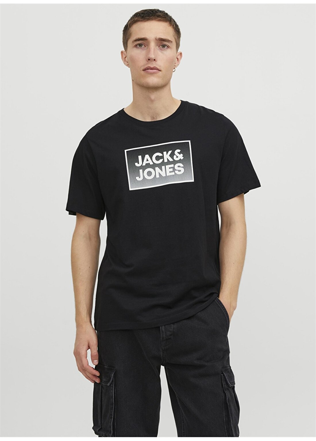 Jack & Jones Yuvarlak Yaka Siyah Erkek T-Shirt JJSTEEL TEE SS CREW NECK