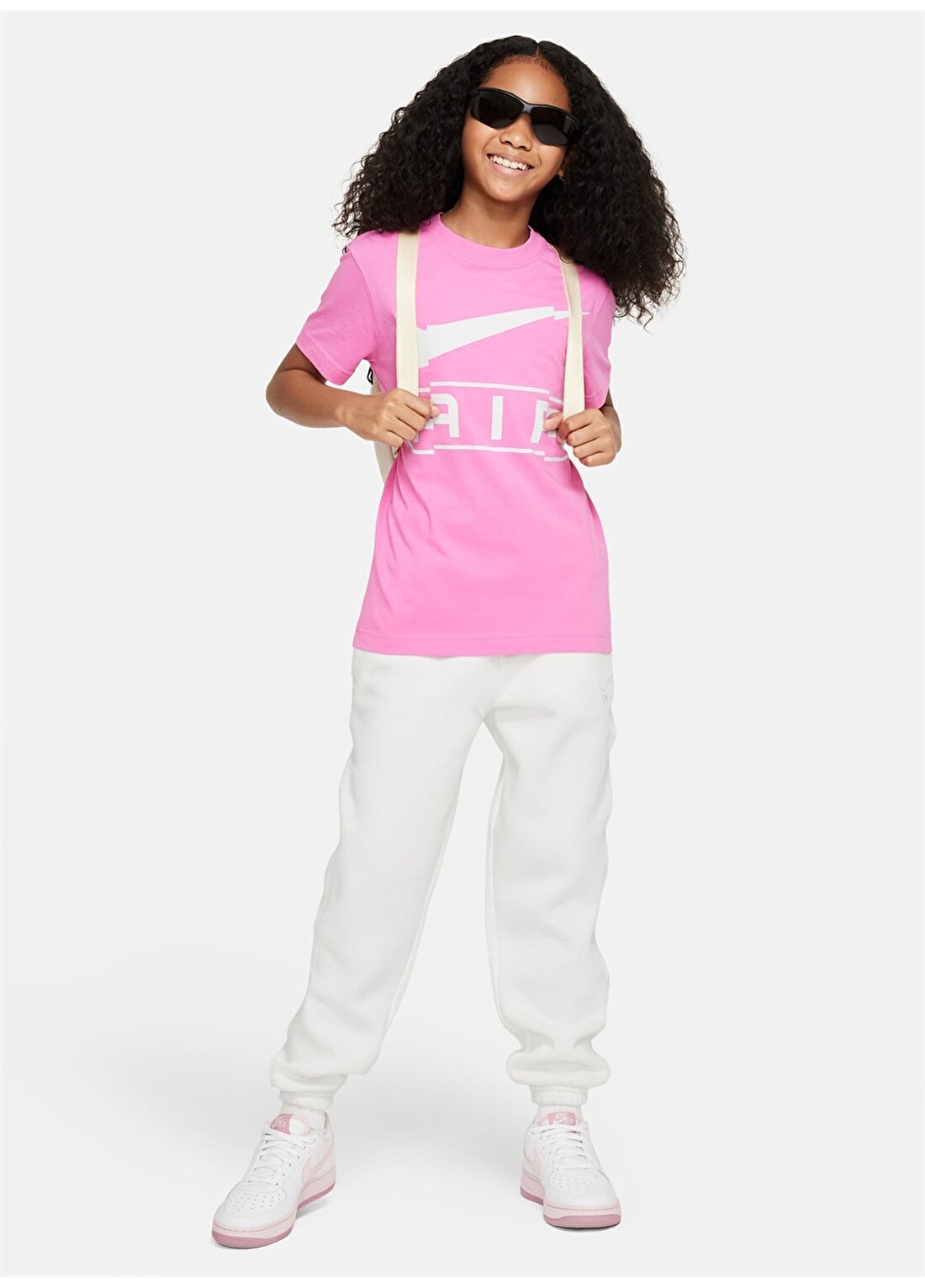 Nike Baskılı Pembe Kız Çocuk T-Shirt FN9685-675-G NSW TEE BOY AIR